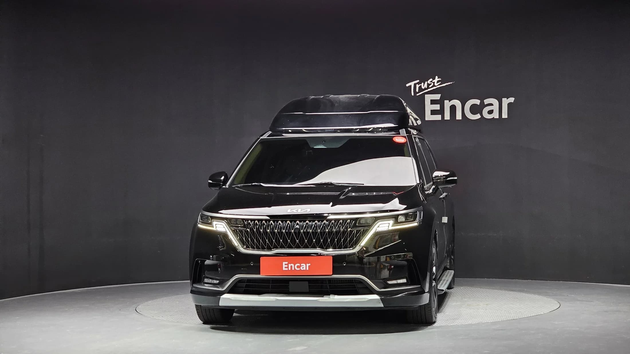 Kia Carnival 9-Seater Hi-Limousine Signature, 2021 г. 114472 км. — фото 3