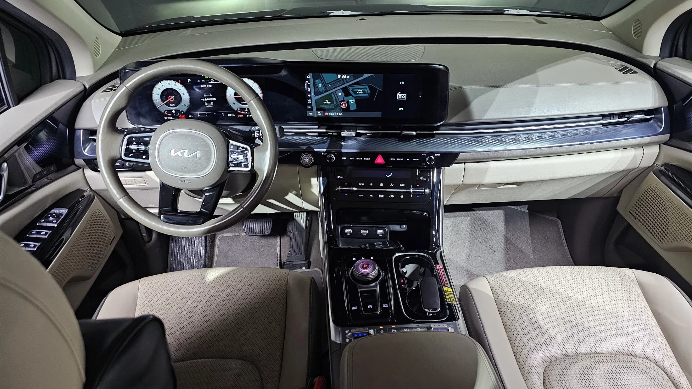Kia Carnival 9-Seater Hi-Limousine Signature, 2021 г. 114472 км. — фото 7