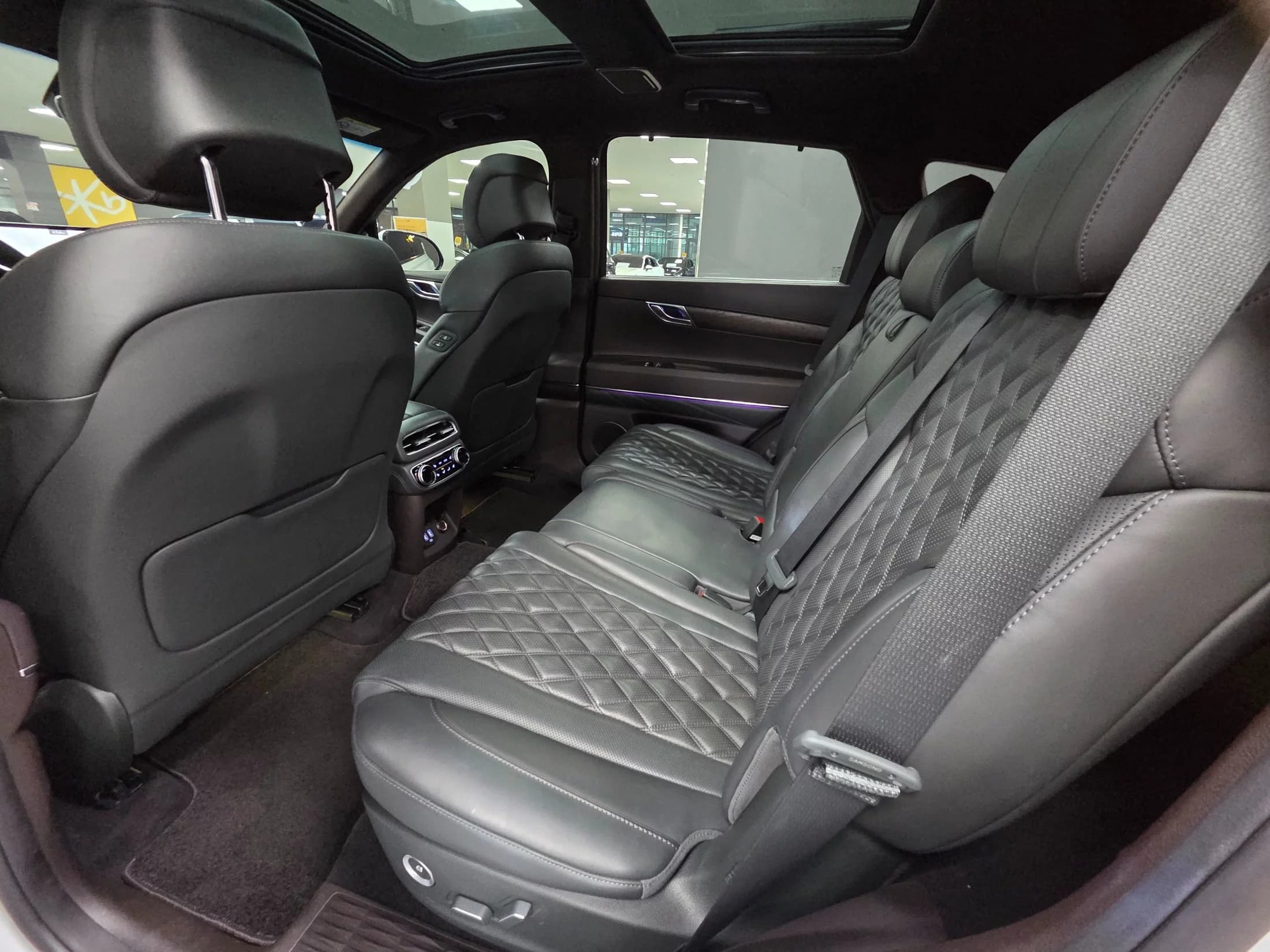 Genesis GV80 2.5T Gasoline AWD, 2022 г. 40170 км. — фото 17