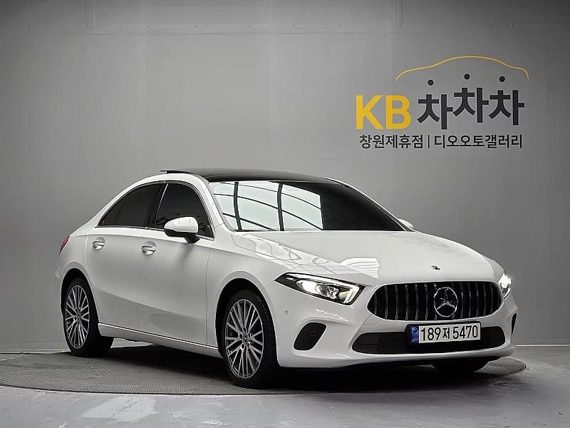 Mercedes-Benz A-Class A250 4MATIC Sedan, 2021 г. 75944 км. — фото 5
