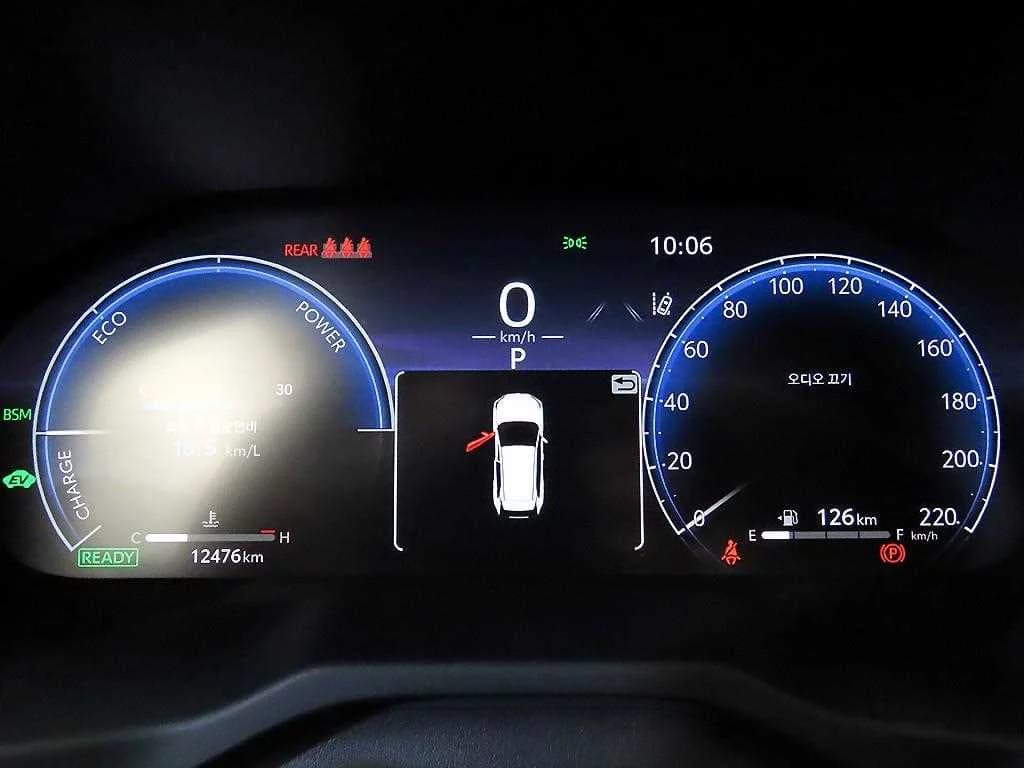 Toyota RAV4 2,5 4WD Hybrid LTD, гибрид, 2025 г. 12515 км. — фото 9