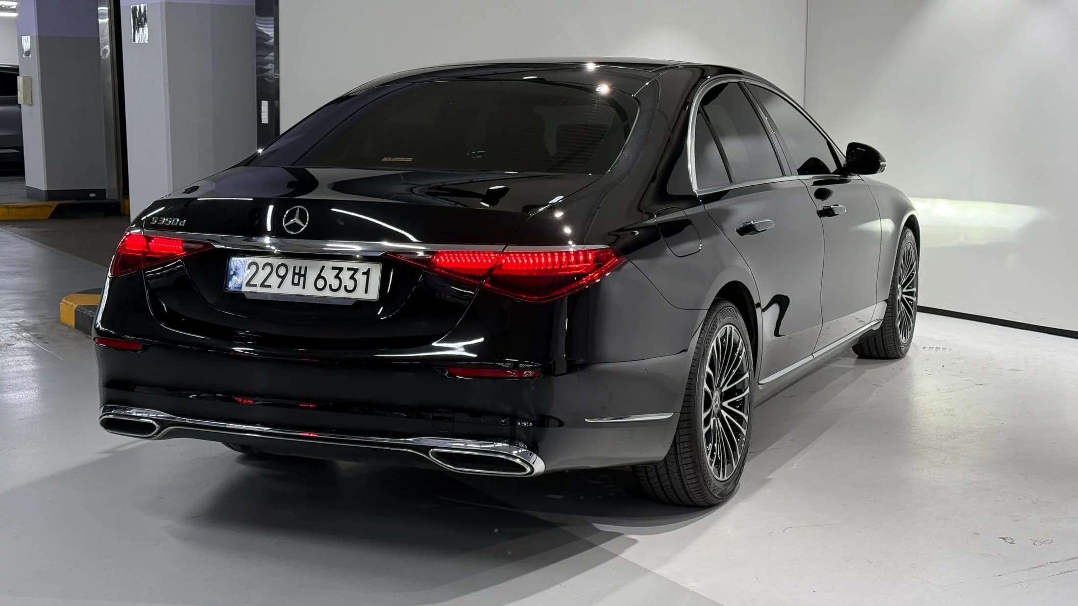 Mercedes-Benz S-Class S350 d, 2023 г. 79923 км. — фото 4