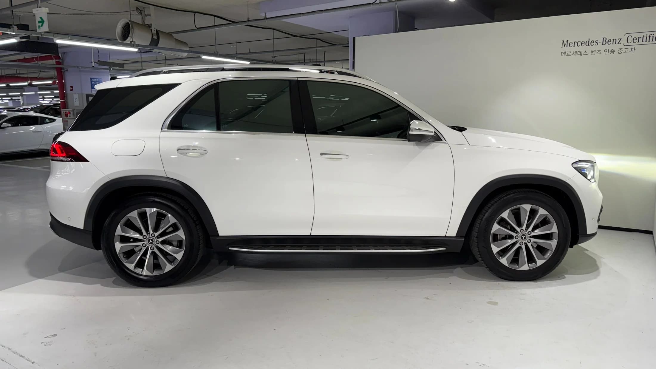 Mercedes-Benz GLE-Class GLE300d 4MATIC, 2023 г. 59547 км. — фото 3