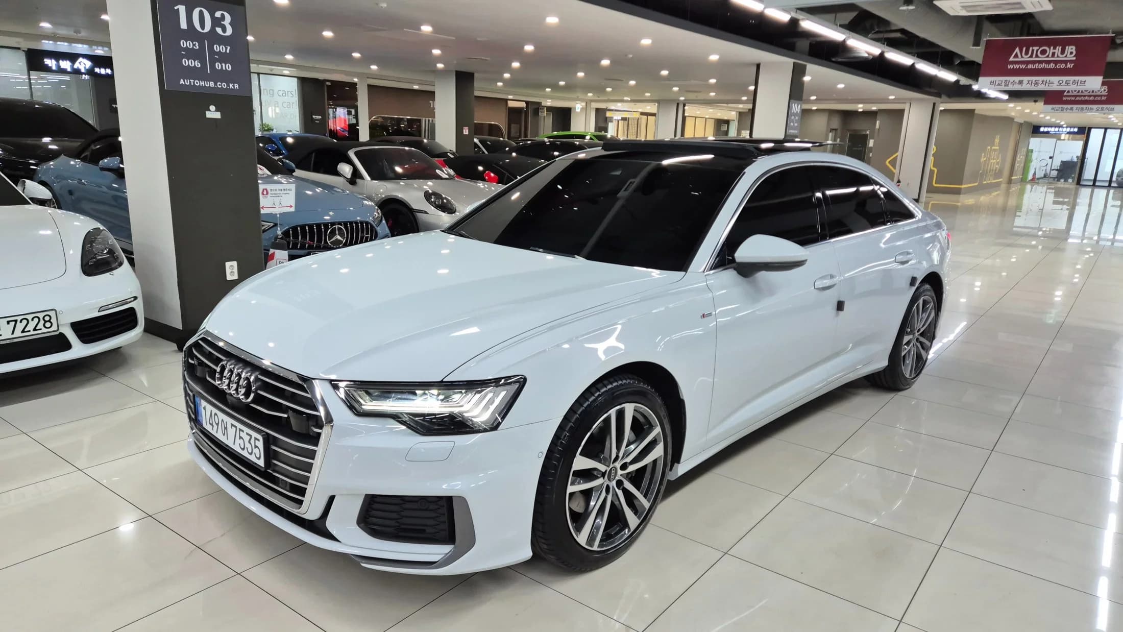 Audi A6 45 TFSI Premium, 2023 г. 21314 км. — фото 3