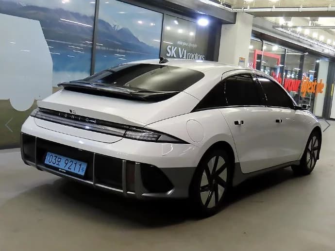 Hyundai Ioniq 6 Long Range Prestige, электромобиль, 2023 г. 199896 км. — фото 4