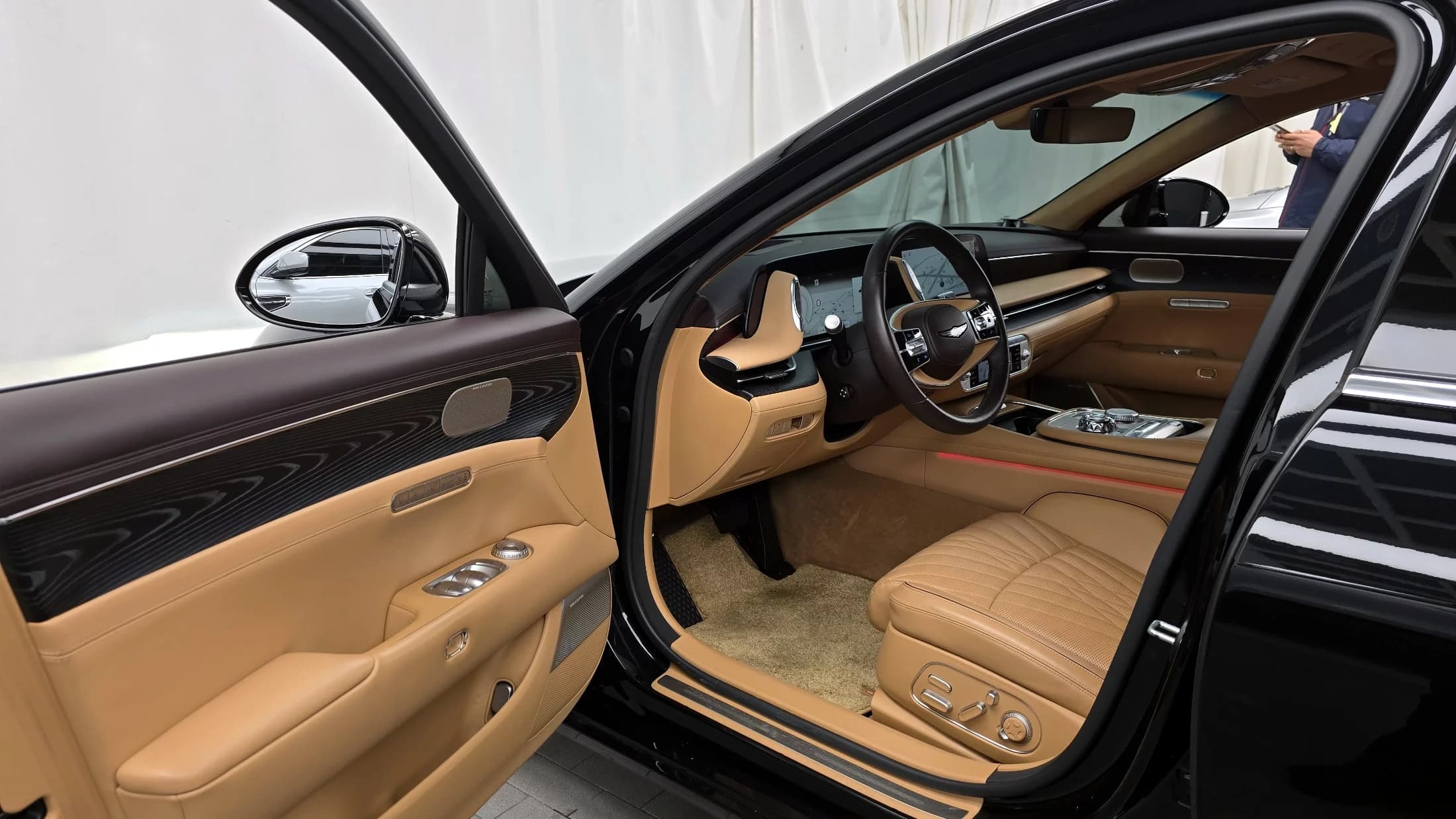 Genesis G90 Gasoline 3.5 Turbo AWD, 2022 г. 77106 км. — фото 10