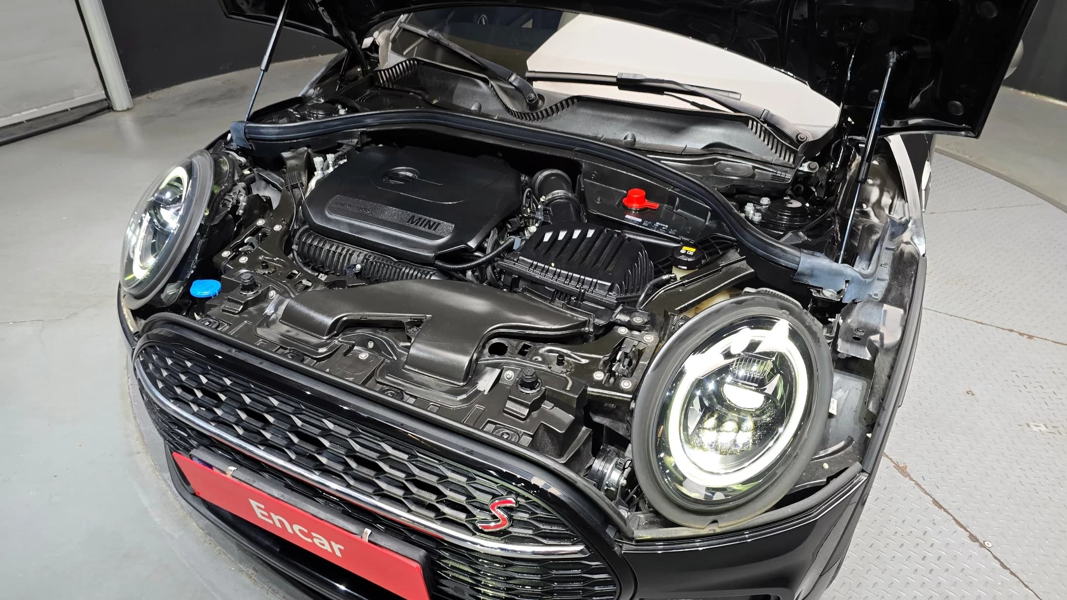 MINI Clubman Shadow Edition 2nd, 2021 г. 19684 км. — фото 6