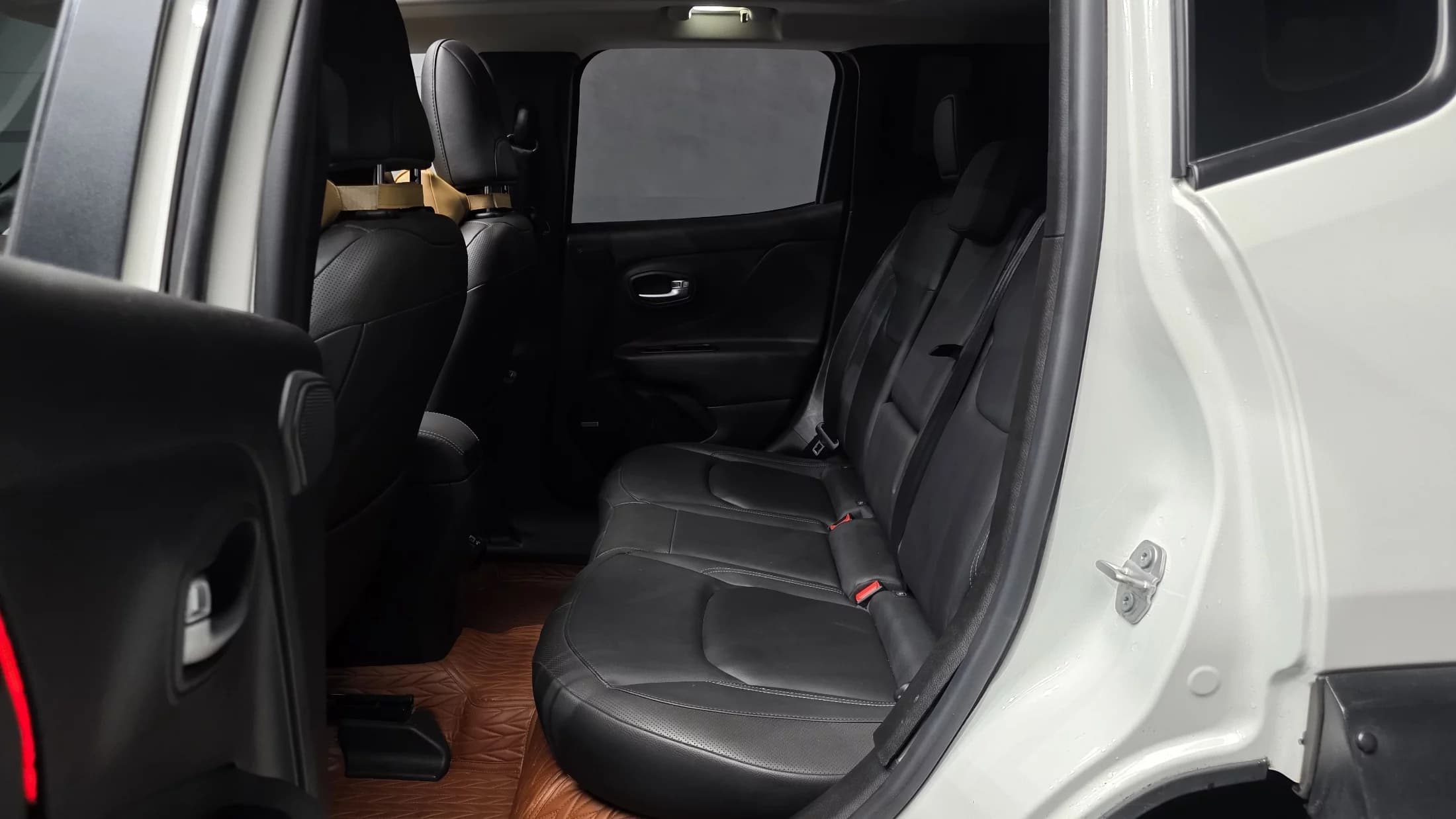 Jeep RENEGADE 2.4 Limited AWD, 2021 г. 58762 км. — фото 12