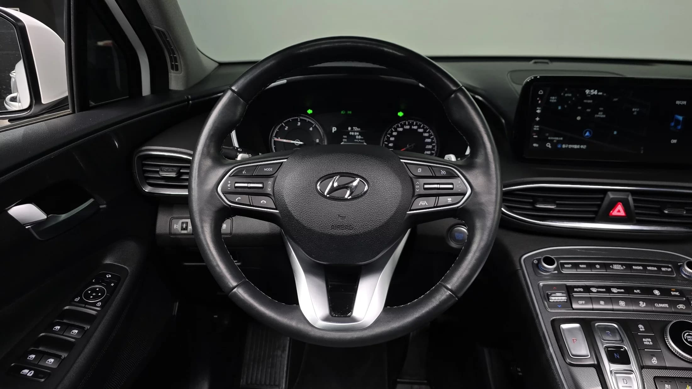 Hyundai Santa Fe Diesel 2.2 2WD Prestige, 2023 г. 26275 км. — фото 13