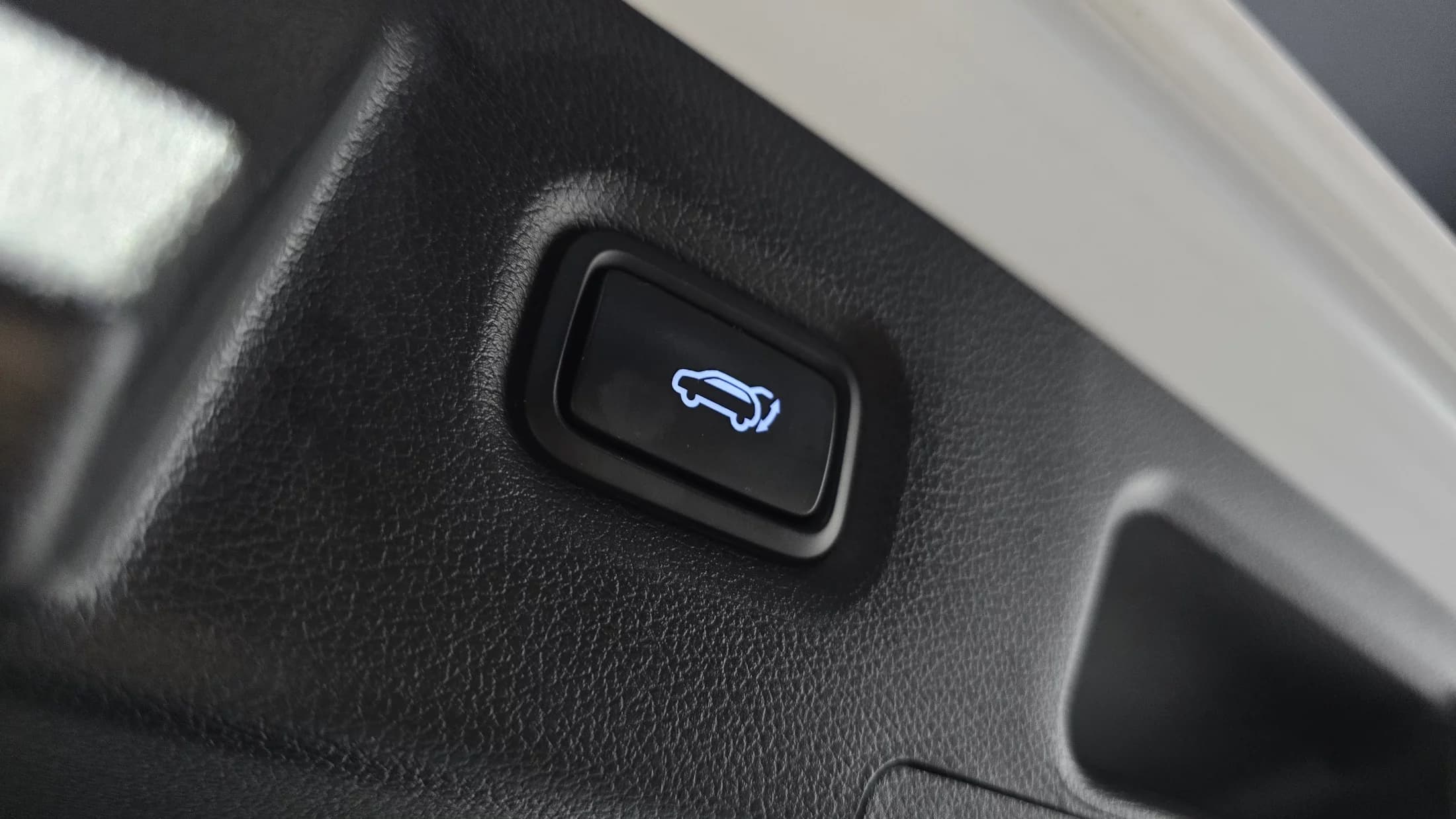 Hyundai Santa Fe Diesel 2.2 2WD Prestige, 2023 г. 26275 км. — фото 20