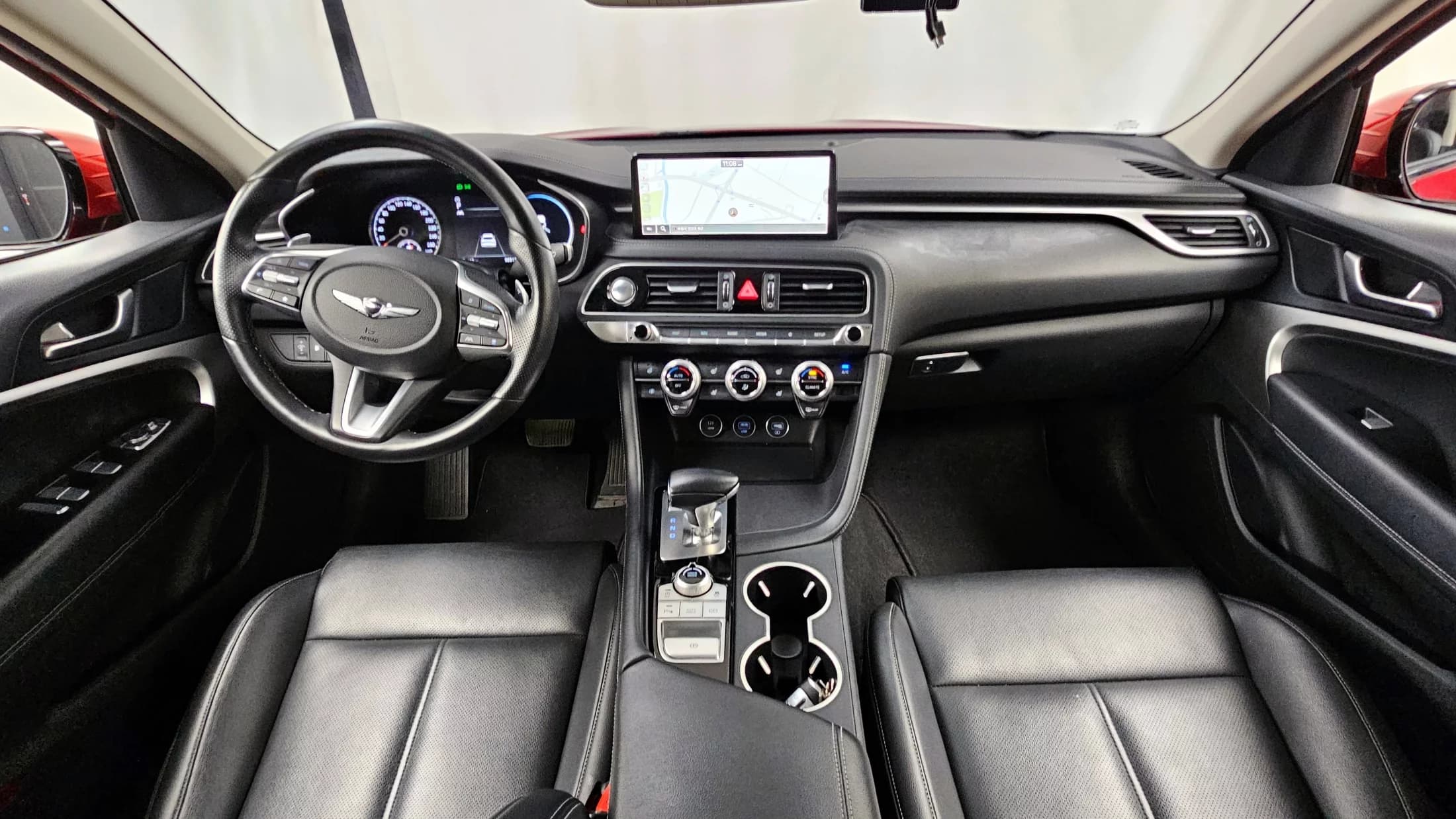 Genesis G70 Gasoline 2.0T 4WD, 2022 г. 92632 км. — фото 7