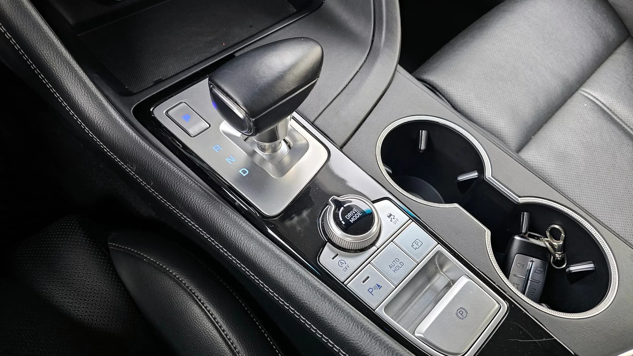 Genesis G70 Gasoline 2.0T 4WD, 2022 г. 92632 км. — фото 9