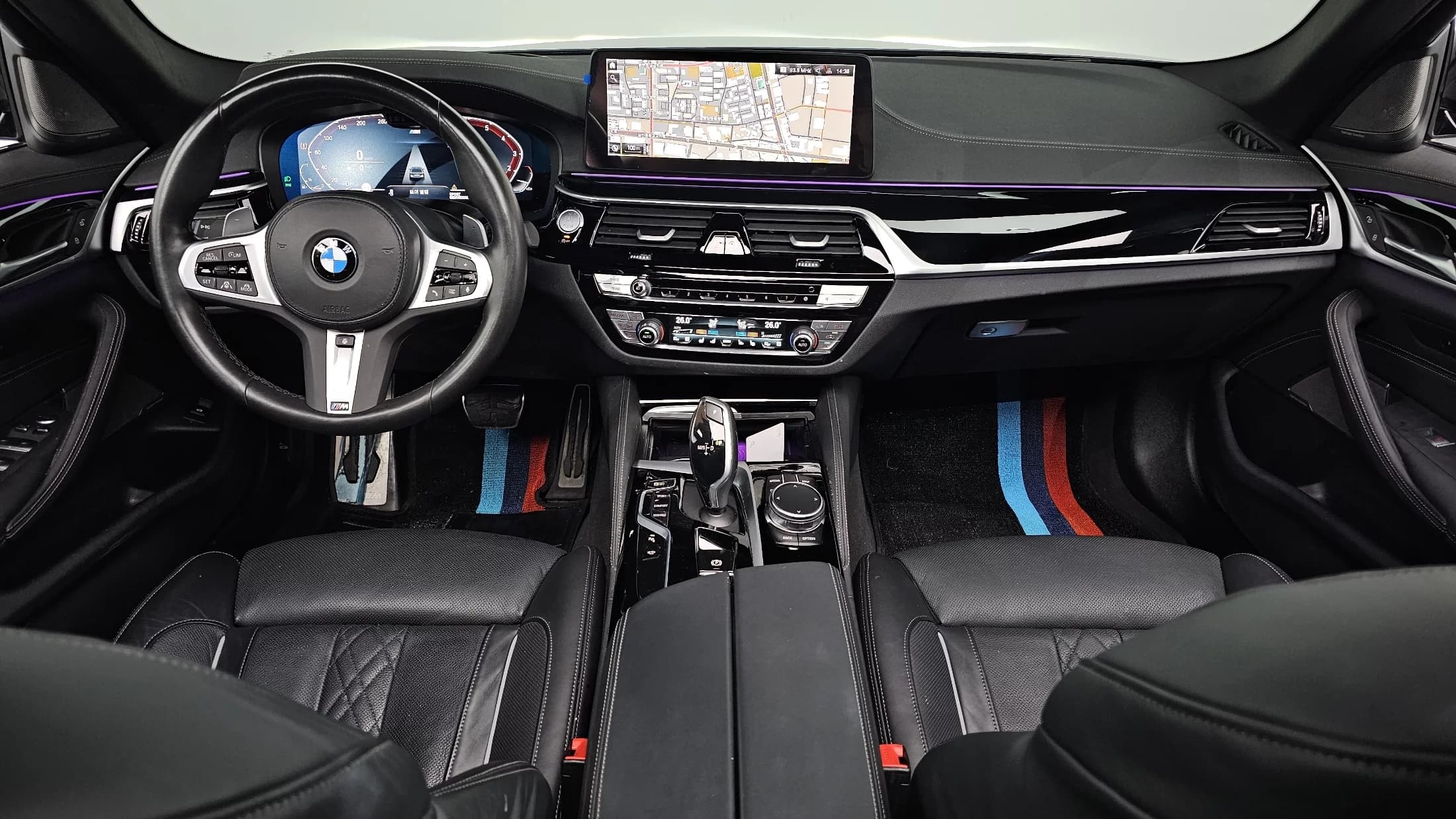 BMW 5-Series 530i M Sport Package, 2023 г. 34017 км. — фото 7