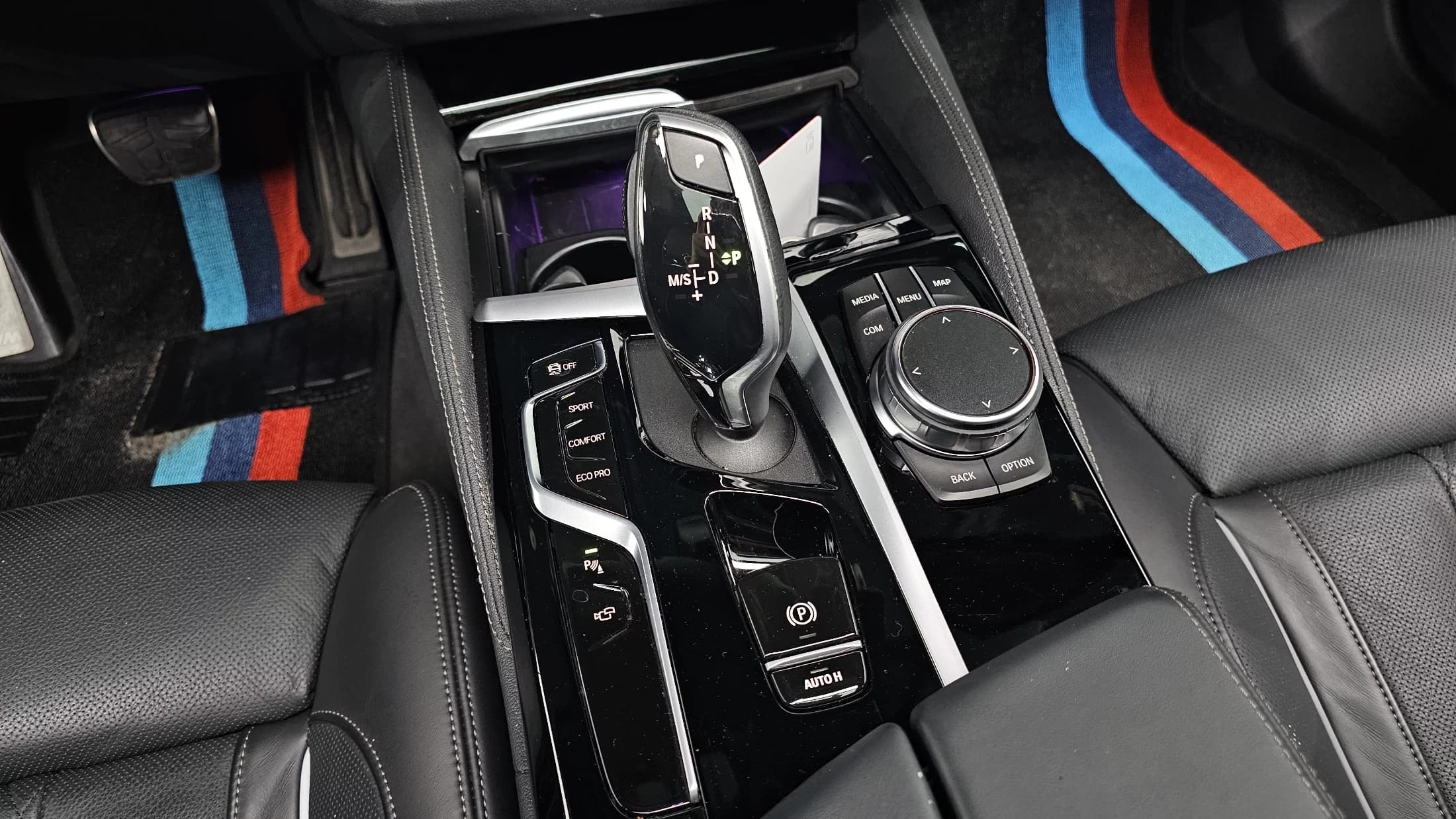 BMW 5-Series 530i M Sport Package, 2023 г. 34017 км. — фото 9