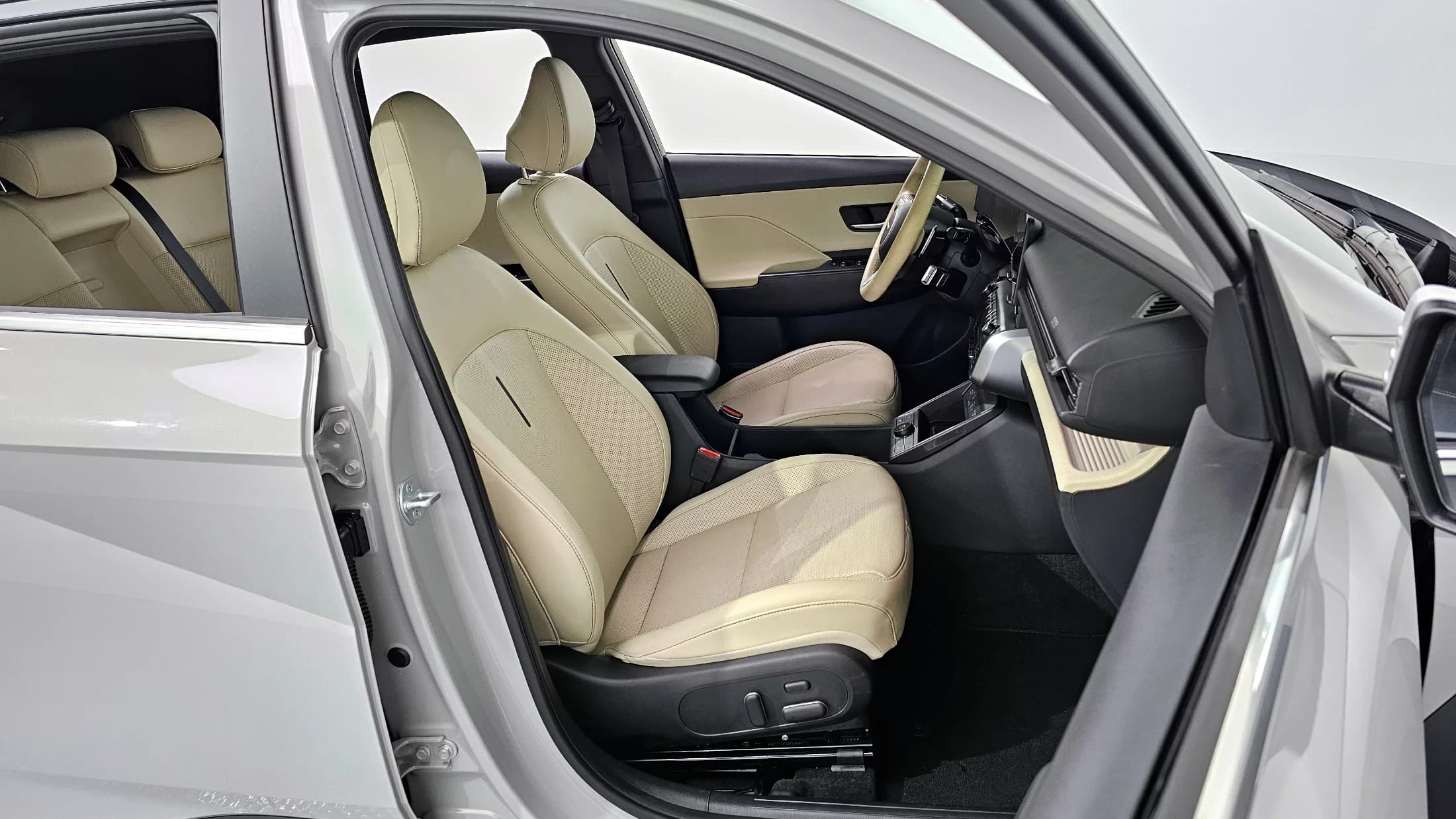 Hyundai Kona Gasoline 1.6 Turbo 4WD Inspiration, 2023 г. 23925 км. — фото 12