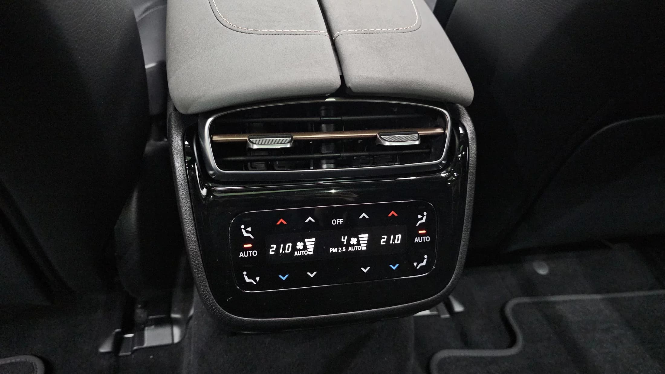 Mercedes-Benz EQS EQS350, электромобиль, 2022 г. 70966 км. — фото 18