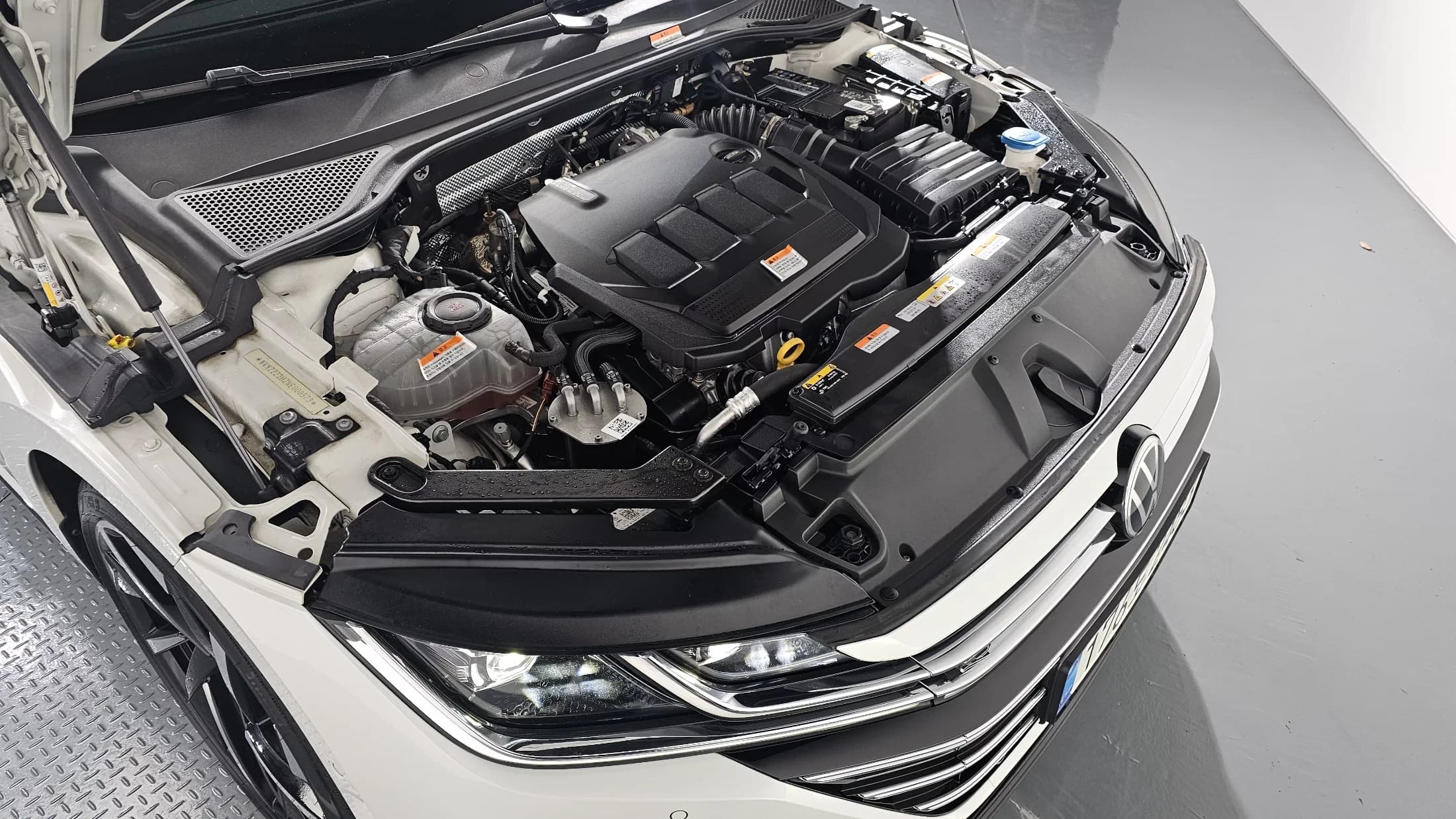 Volkswagen ARTEON 2.0 TDI R-LIINE 4Motion, 2022 г. 32742 км. — фото 12