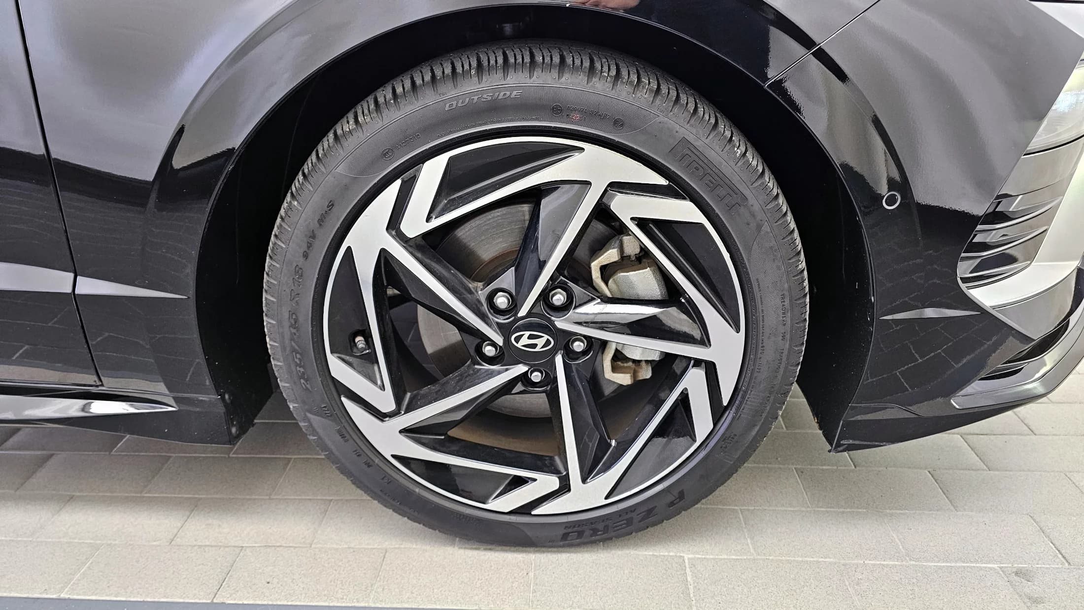 Hyundai Sonata 1.6 Turbo Inspiration, 2023 г. 25250 км. — фото 4
