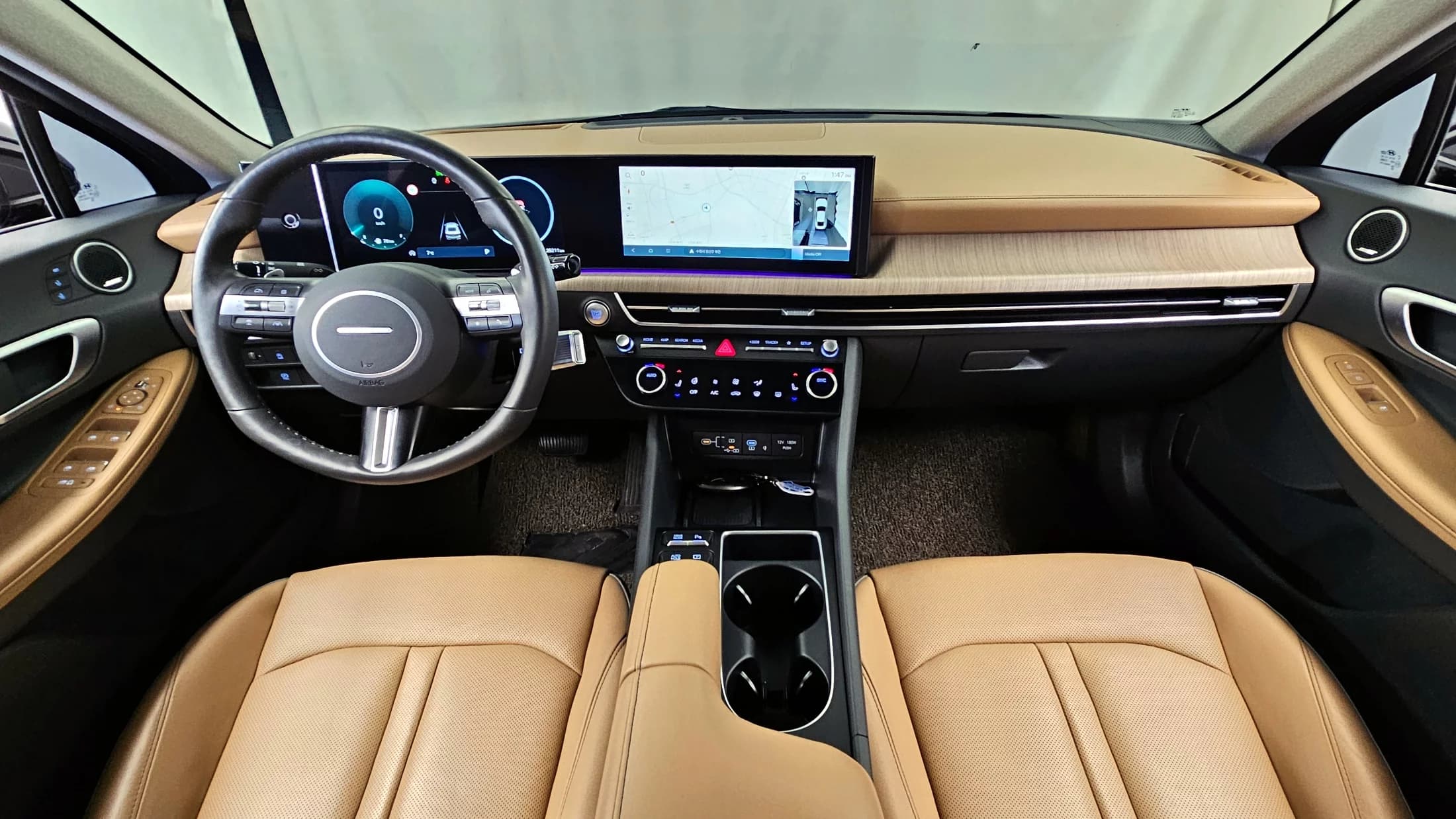 Hyundai Sonata 1.6 Turbo Inspiration, 2023 г. 25250 км. — фото 6