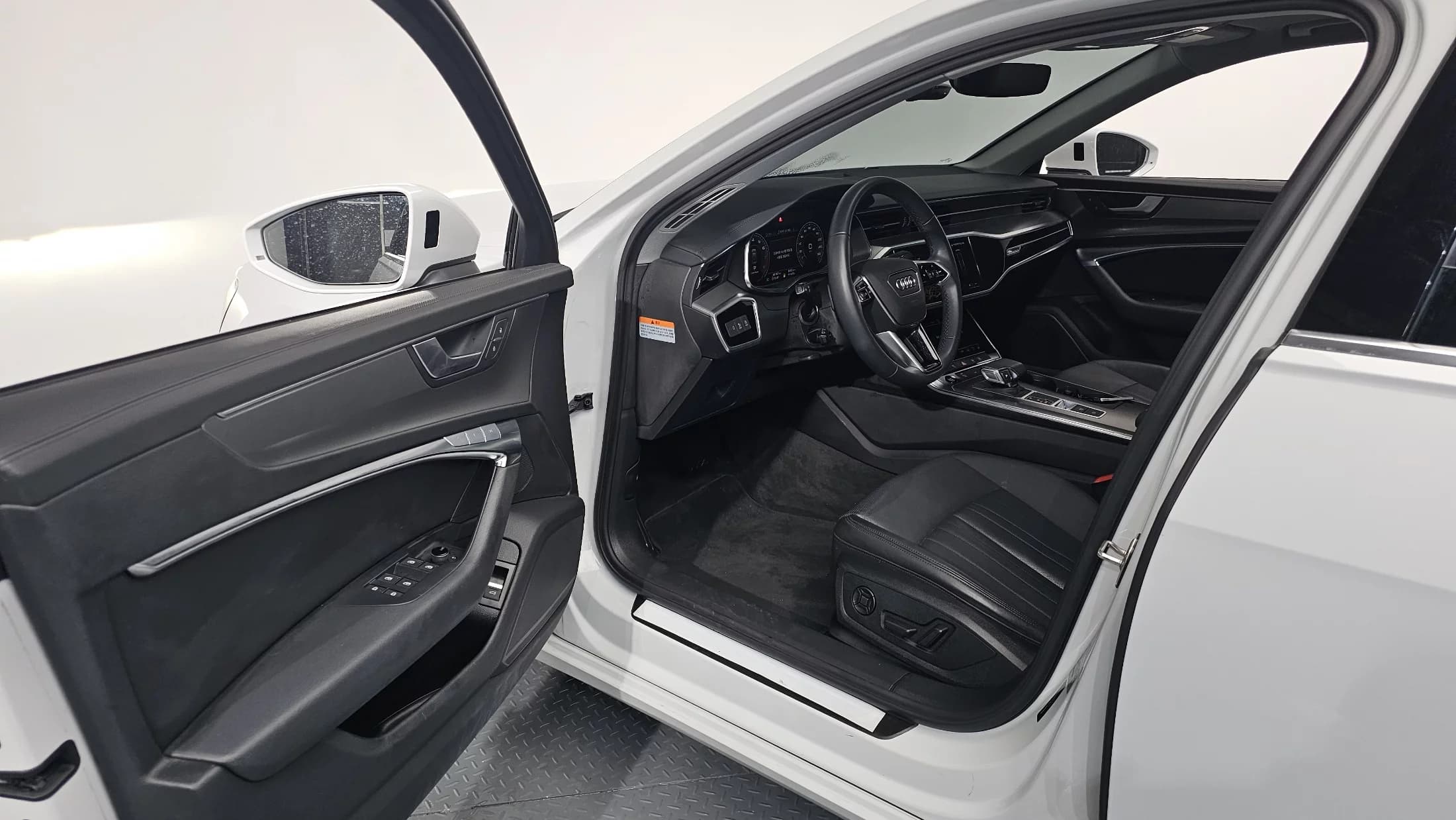 Audi A6 45 TFSI, 2022 г. 44288 км. — фото 10