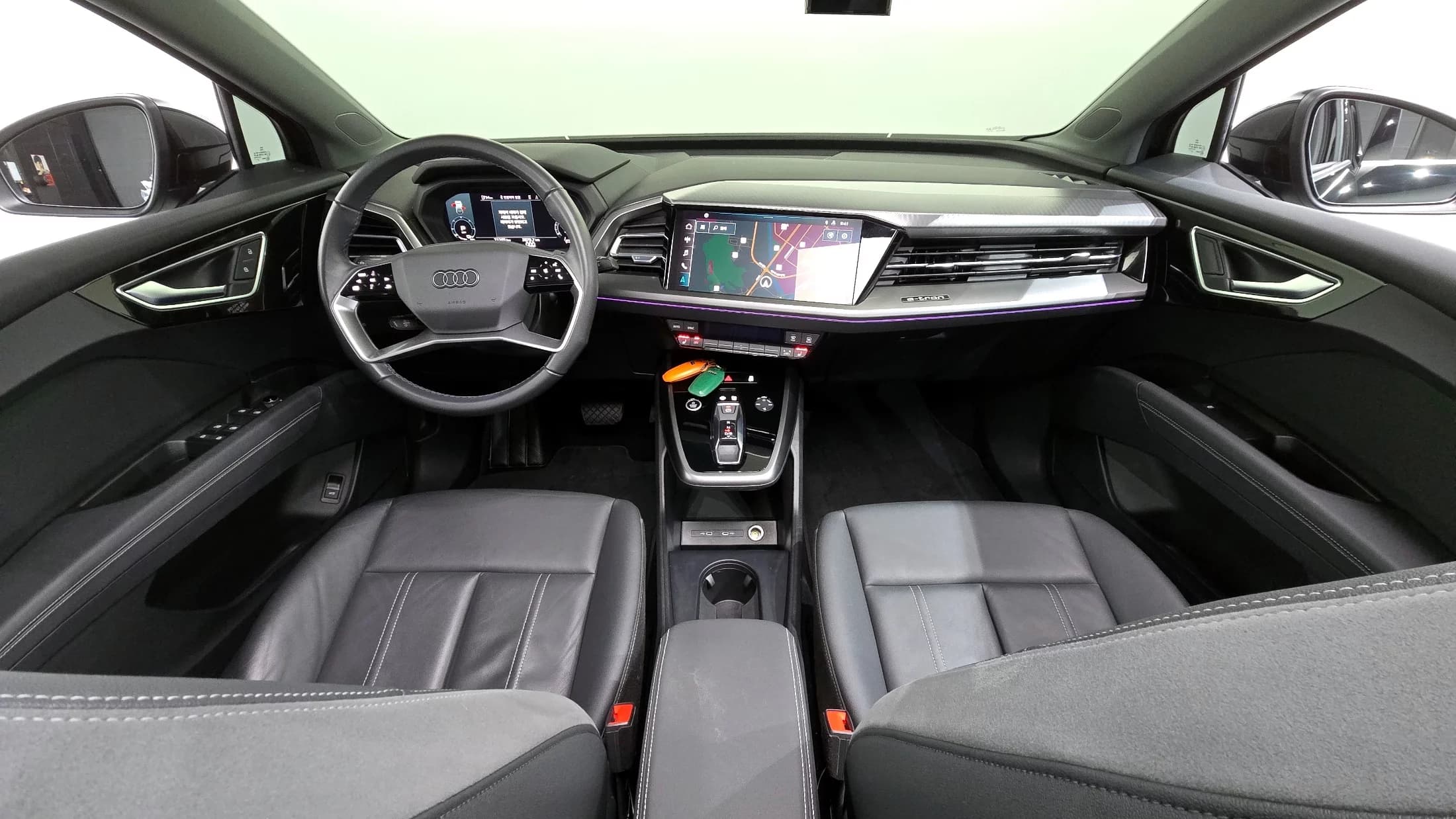 Audi Q4 e-tron 40, электромобиль, 2022 г. 71322 км. — фото 7