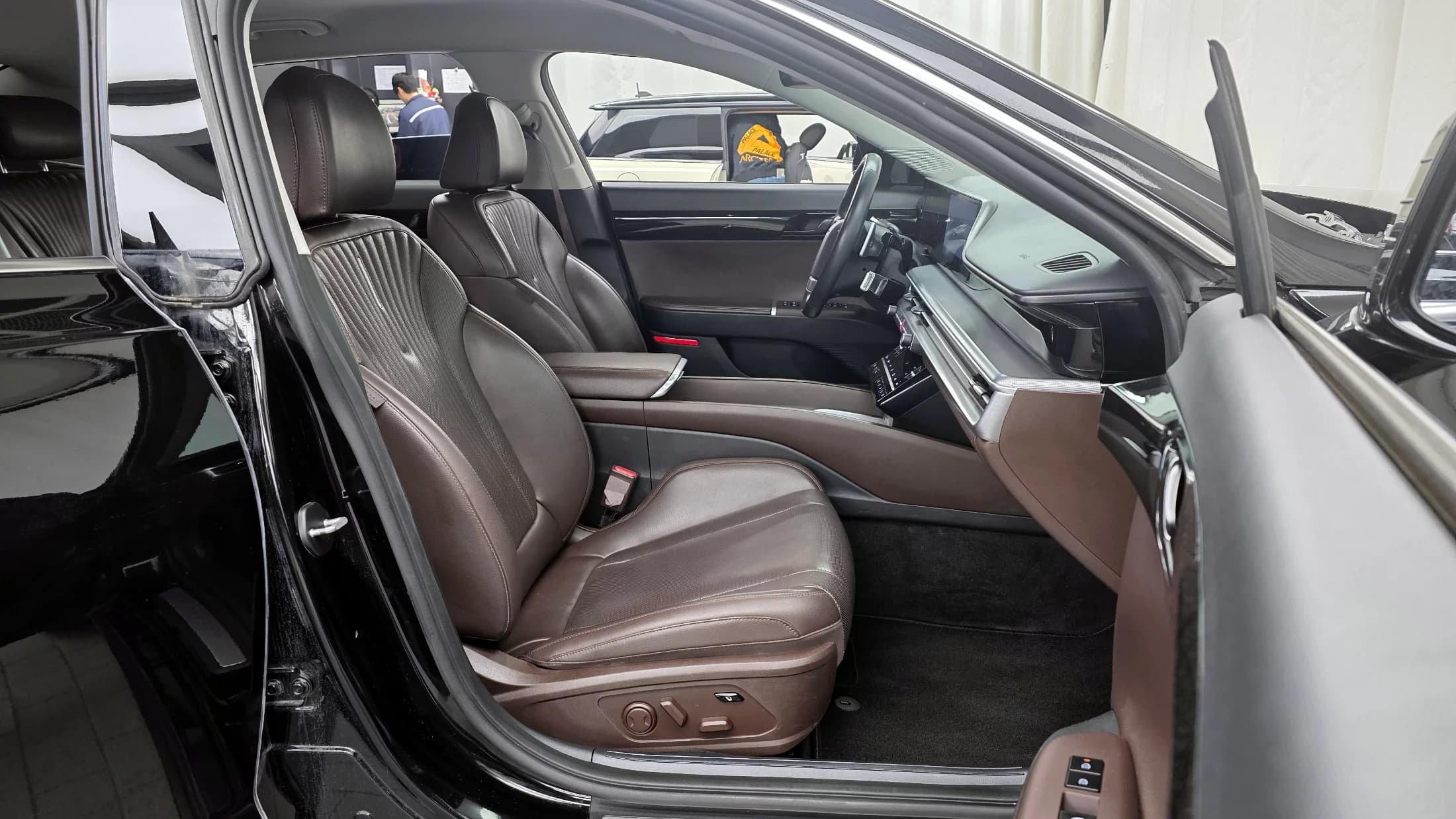 Hyundai Grandeur 2,5 Gasoline 2WD Exclusive, 2022 г. 73498 км. — фото 11