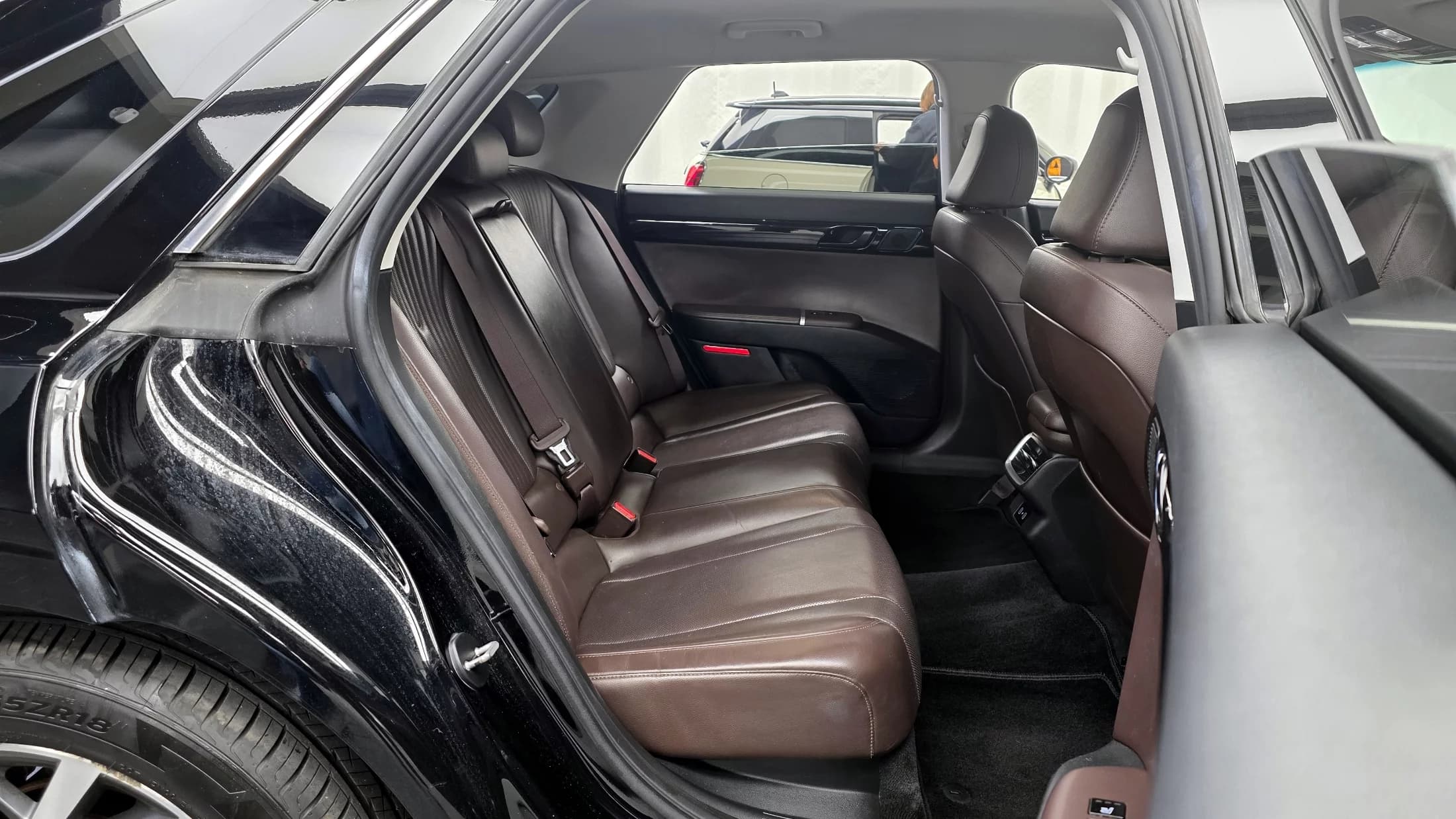 Hyundai Grandeur 2,5 Gasoline 2WD Exclusive, 2022 г. 73498 км. — фото 12