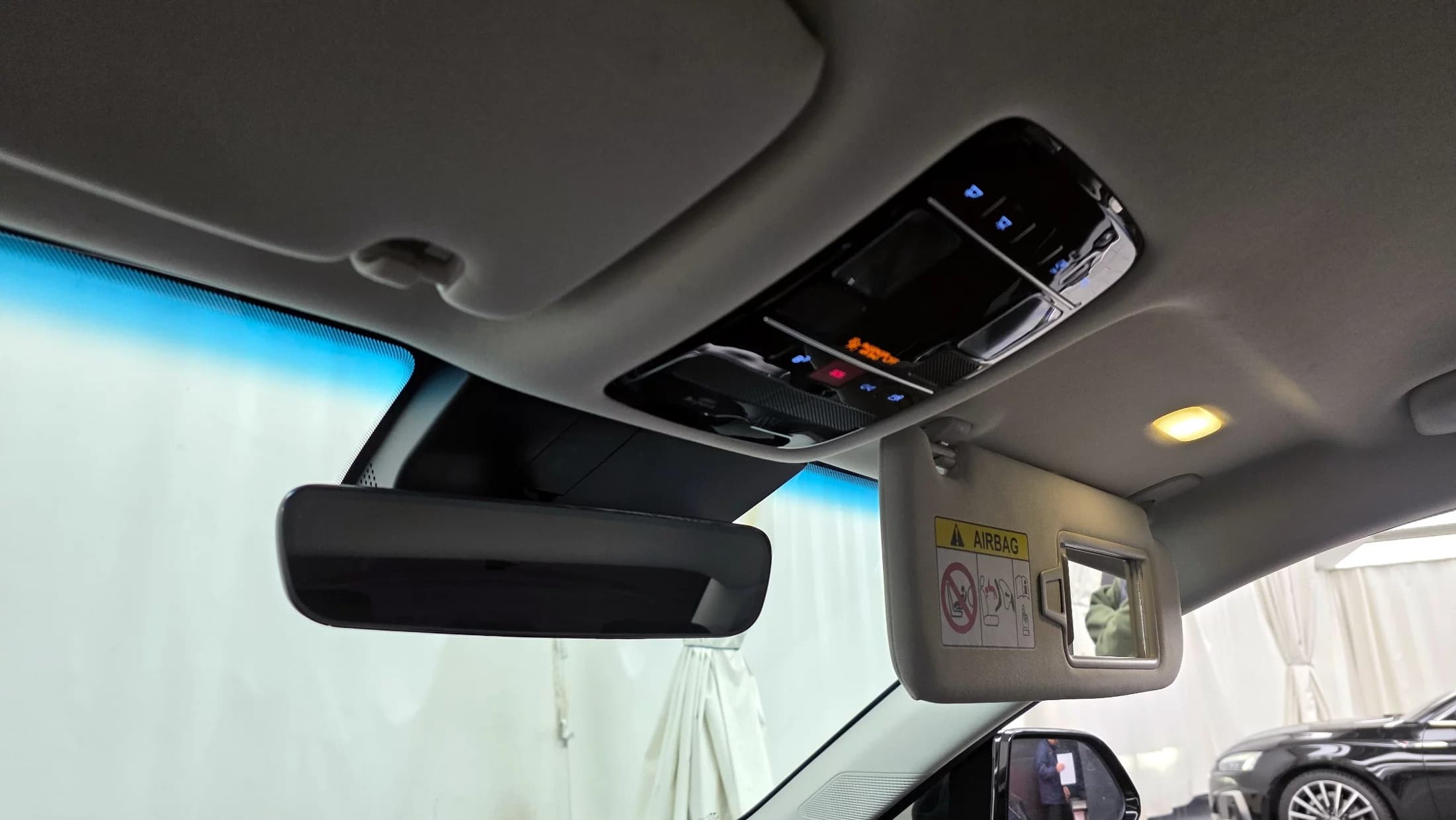 Hyundai Grandeur 2,5 Gasoline 2WD Exclusive, 2022 г. 73498 км. — фото 18