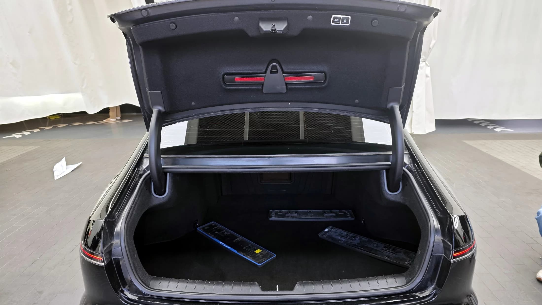 Hyundai Grandeur 2,5 Gasoline 2WD Exclusive, 2022 г. 73498 км. — фото 20
