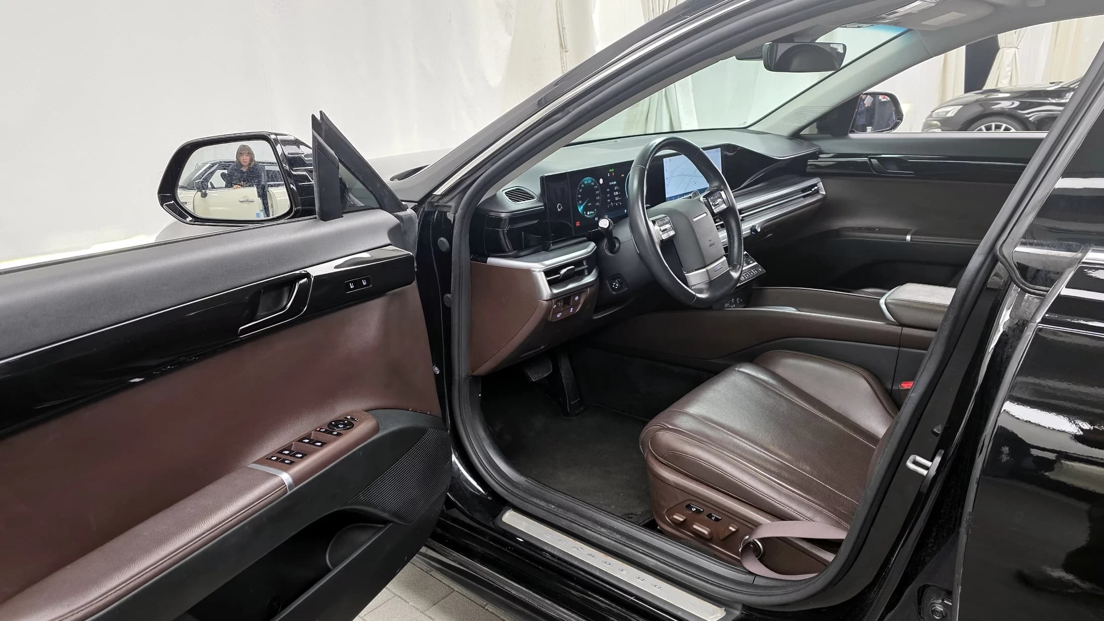 Hyundai Grandeur 2,5 Gasoline 2WD Exclusive, 2022 г. 73498 км. — фото 10