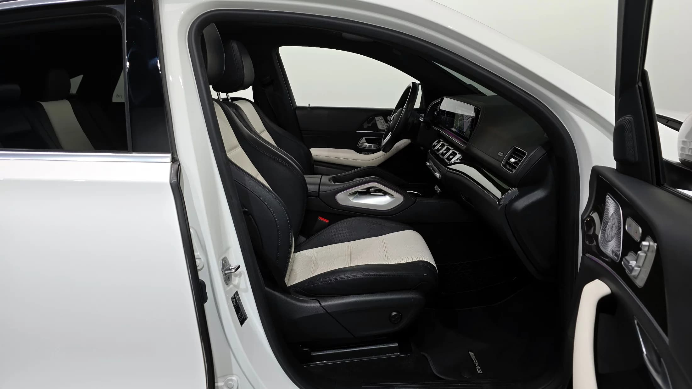 Mercedes-Benz GLE-Class GLE400d 4MATIC Coupe, 2021 г. 107491 км. — фото 11