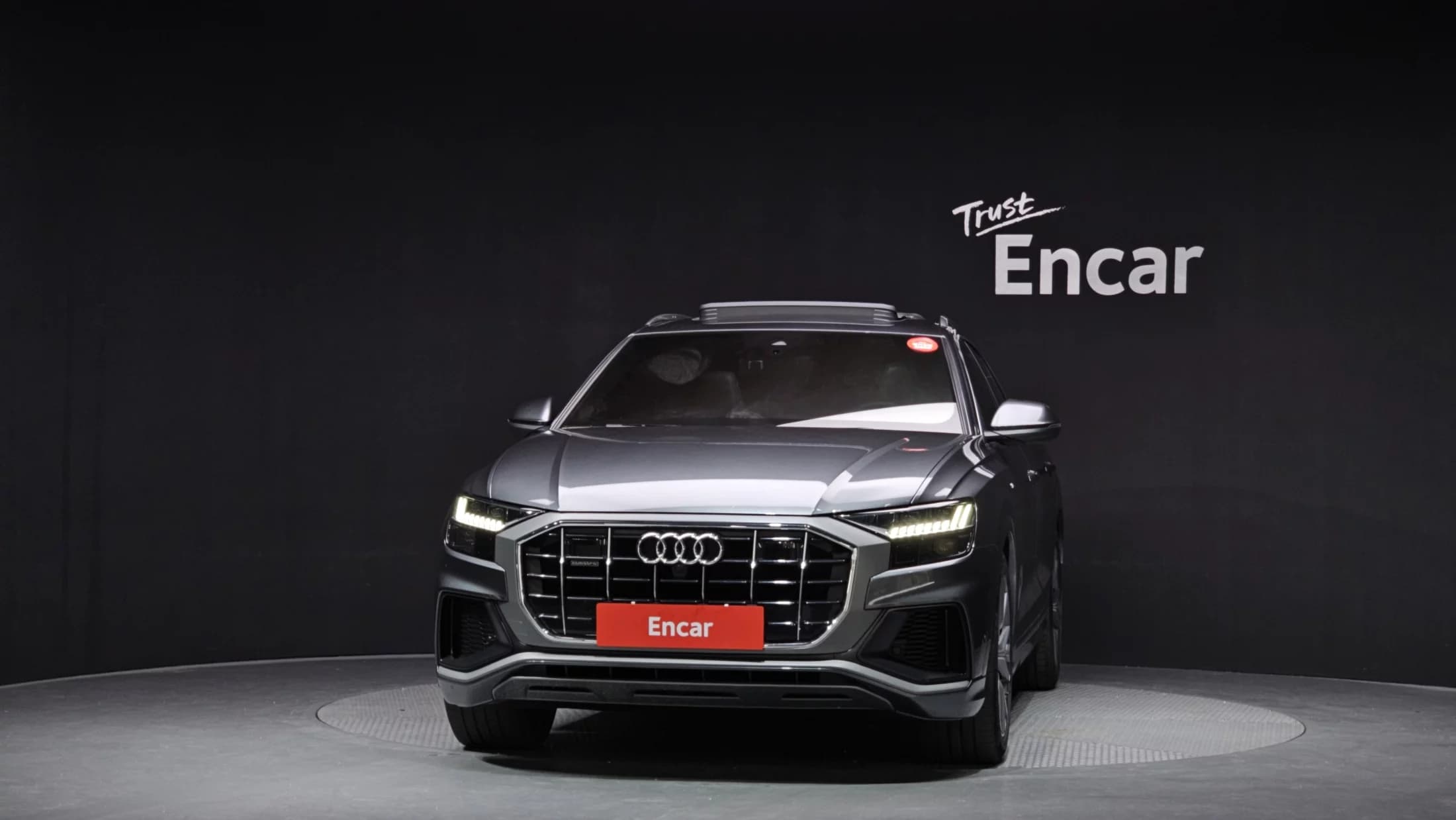 Audi Q8 50 TDI Quattro Premium, 2021 г. 42813 км. — фото 3
