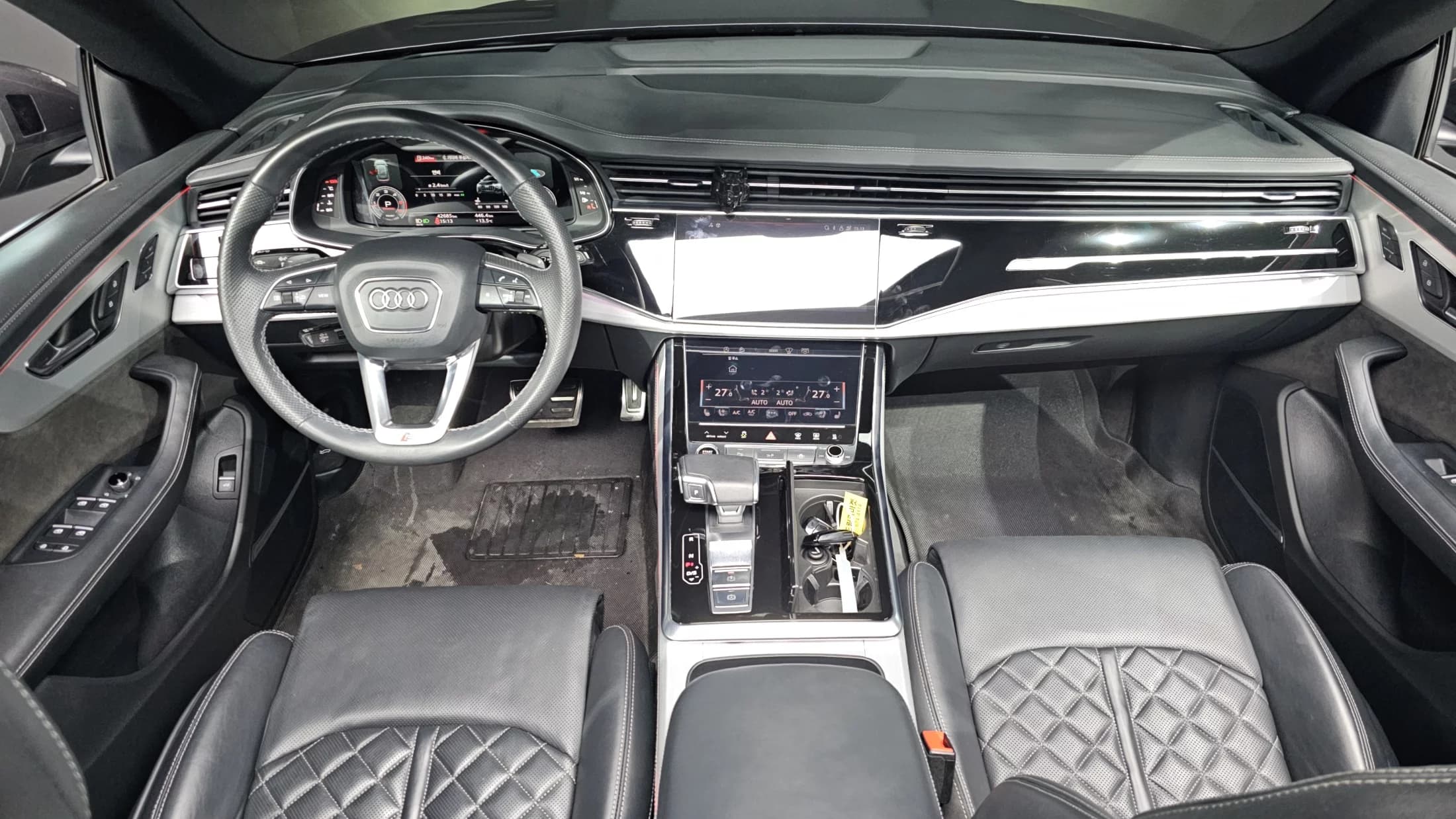 Audi Q8 50 TDI Quattro Premium, 2021 г. 42813 км. — фото 7