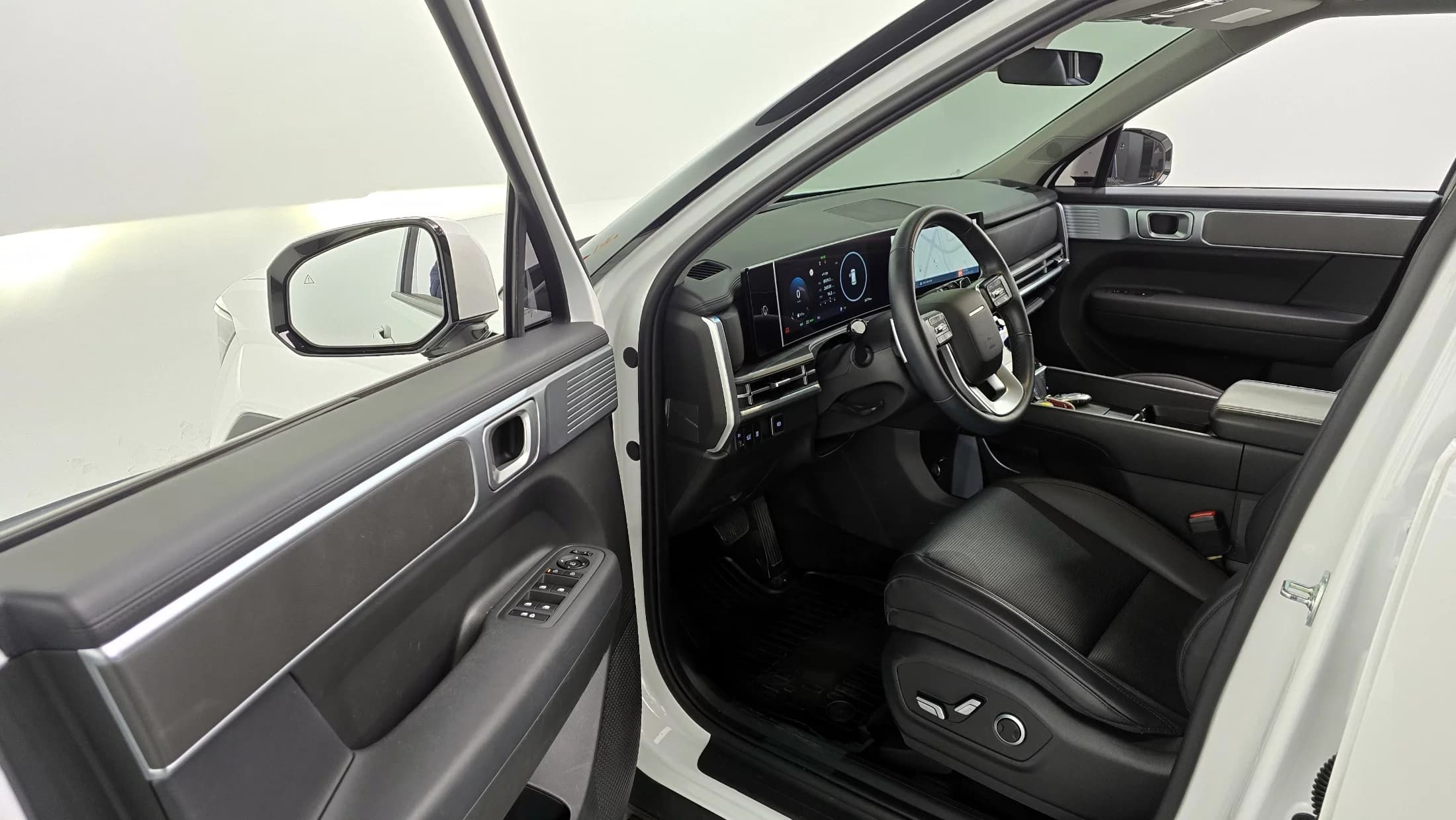 Hyundai Santa Fe HEV 1.6 2WD Prestige, гибрид, 2023 г. 34826 км. — фото 10