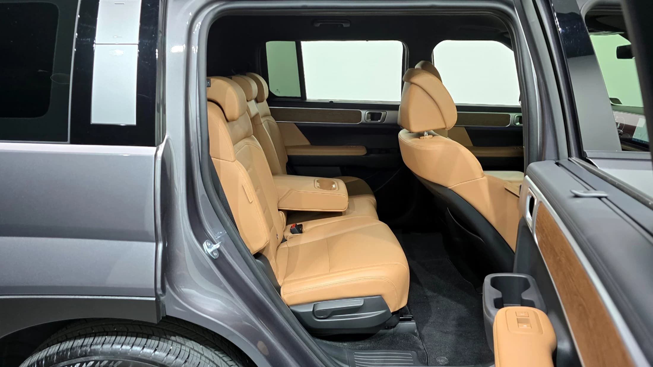 Hyundai Santa Fe HEV 1.6 2WD Prestige, гибрид, 2023 г. 25720 км. — фото 12