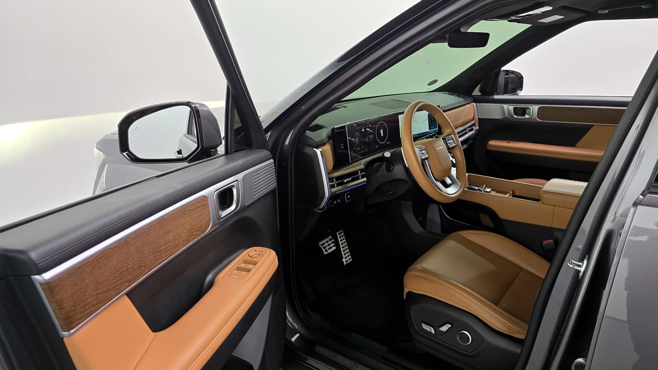 Hyundai Santa Fe HEV 1.6 2WD Prestige, гибрид, 2023 г. 25720 км. — фото 10