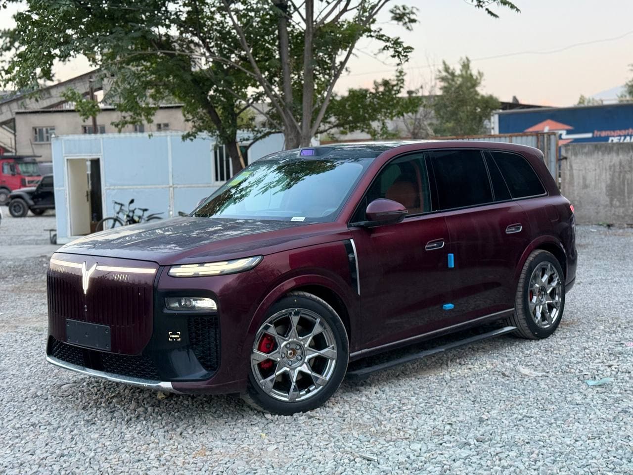 Voyah Taishan X8