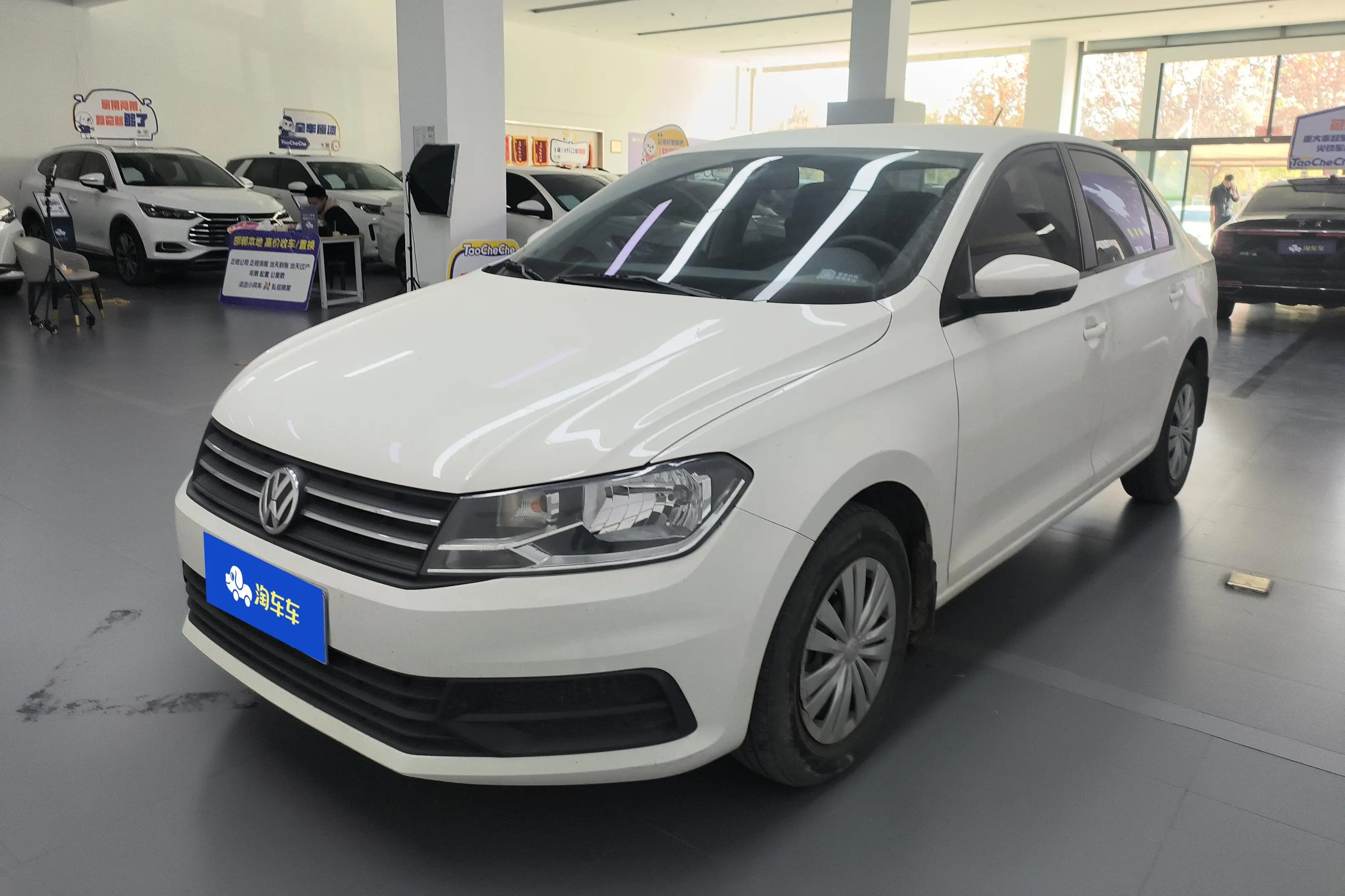 Volkswagen Santana 2021 г. 34088 км.