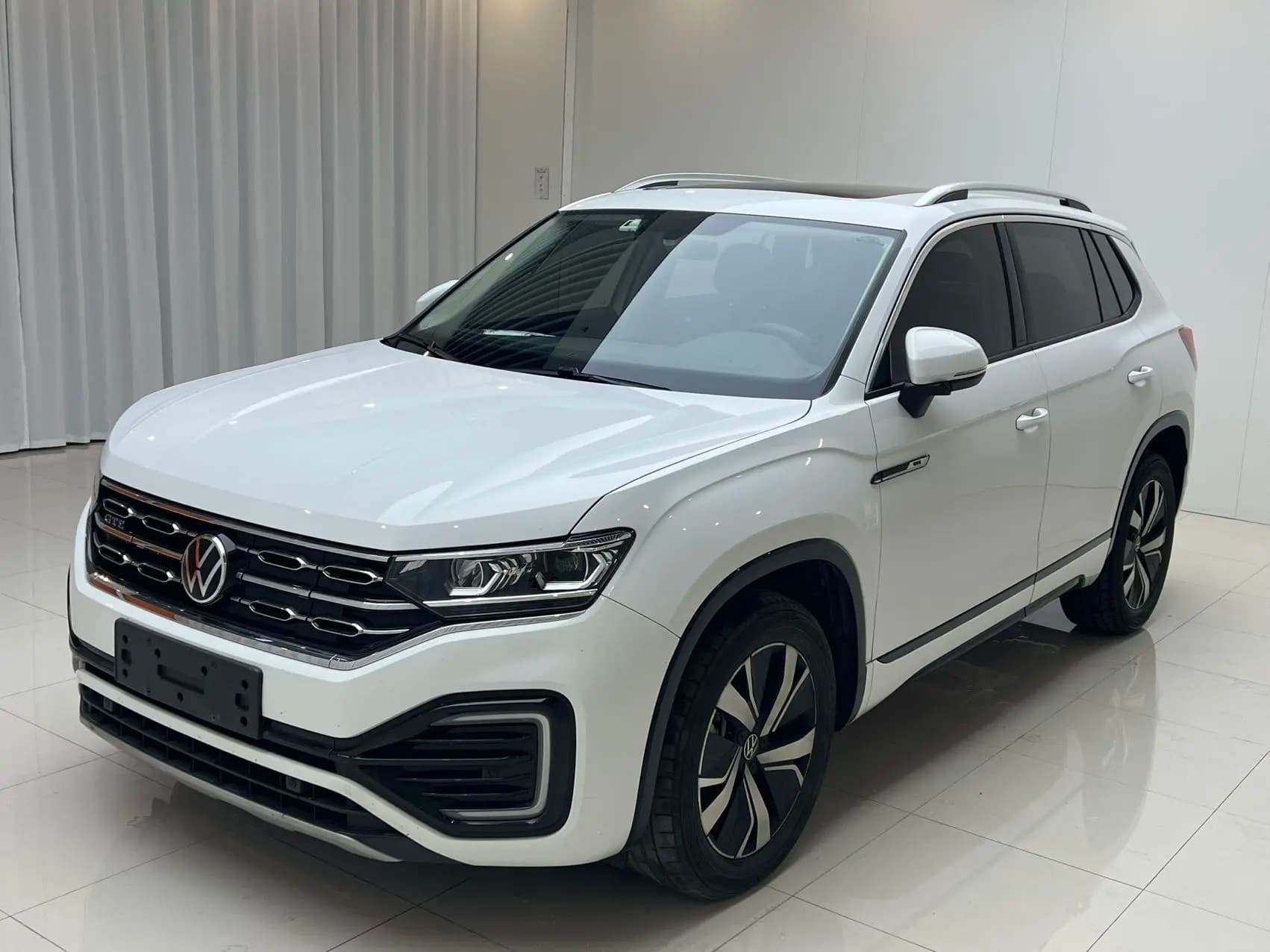 Volkswagen Tayron GTE 2022 г. 55040 км.