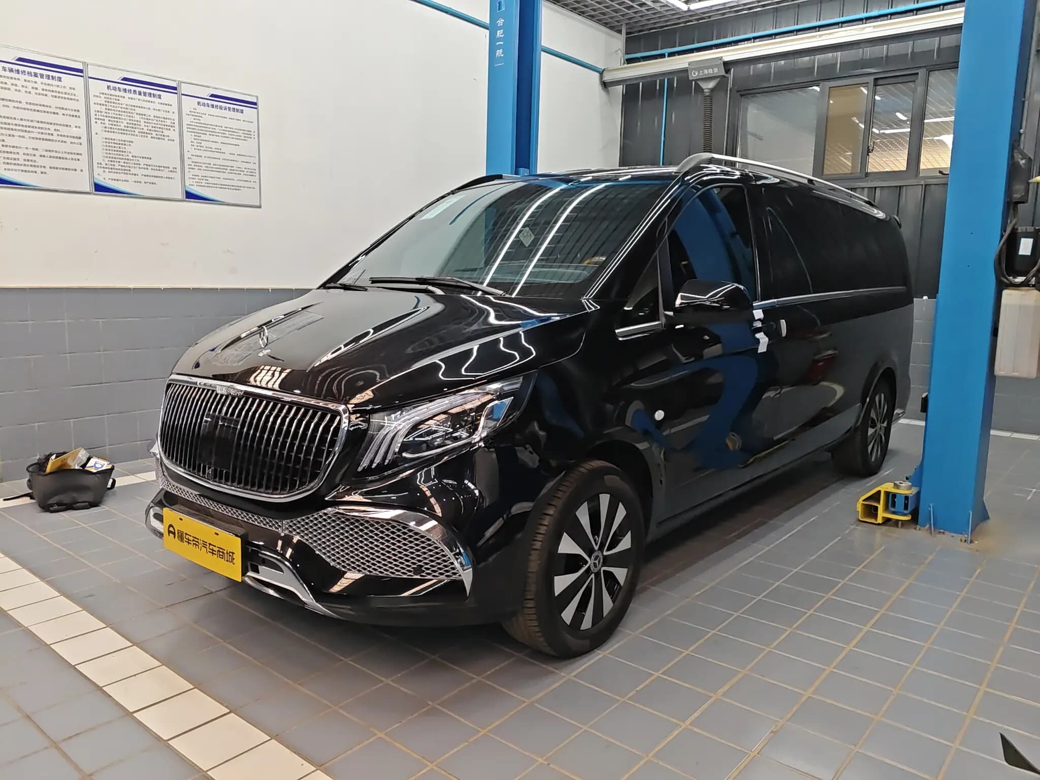 Mercedes-Benz Vito 2023 г. 15293 км.