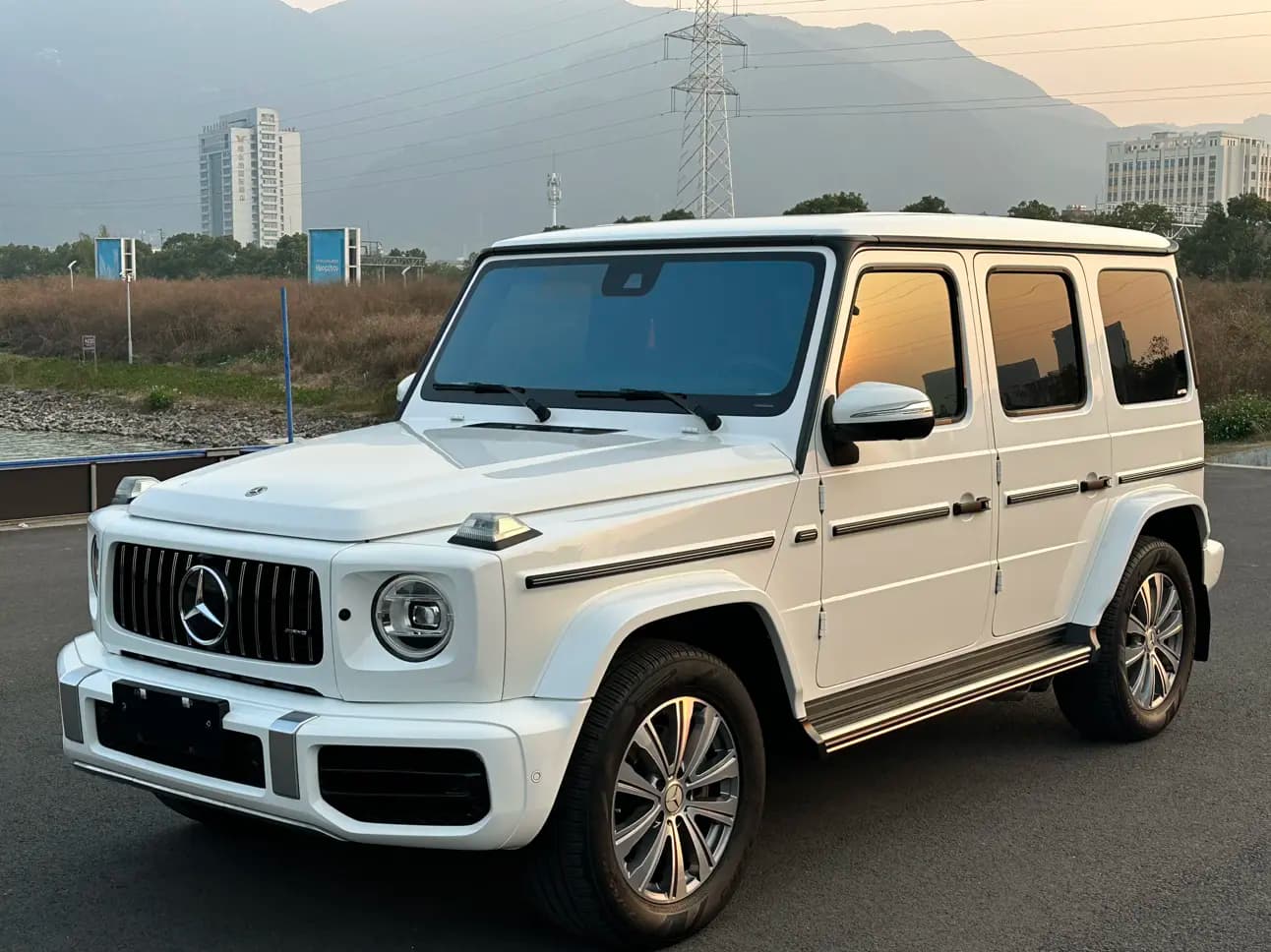 Mercedes-Benz Mercedes Benz G Class 2023 г. 40104 км.
