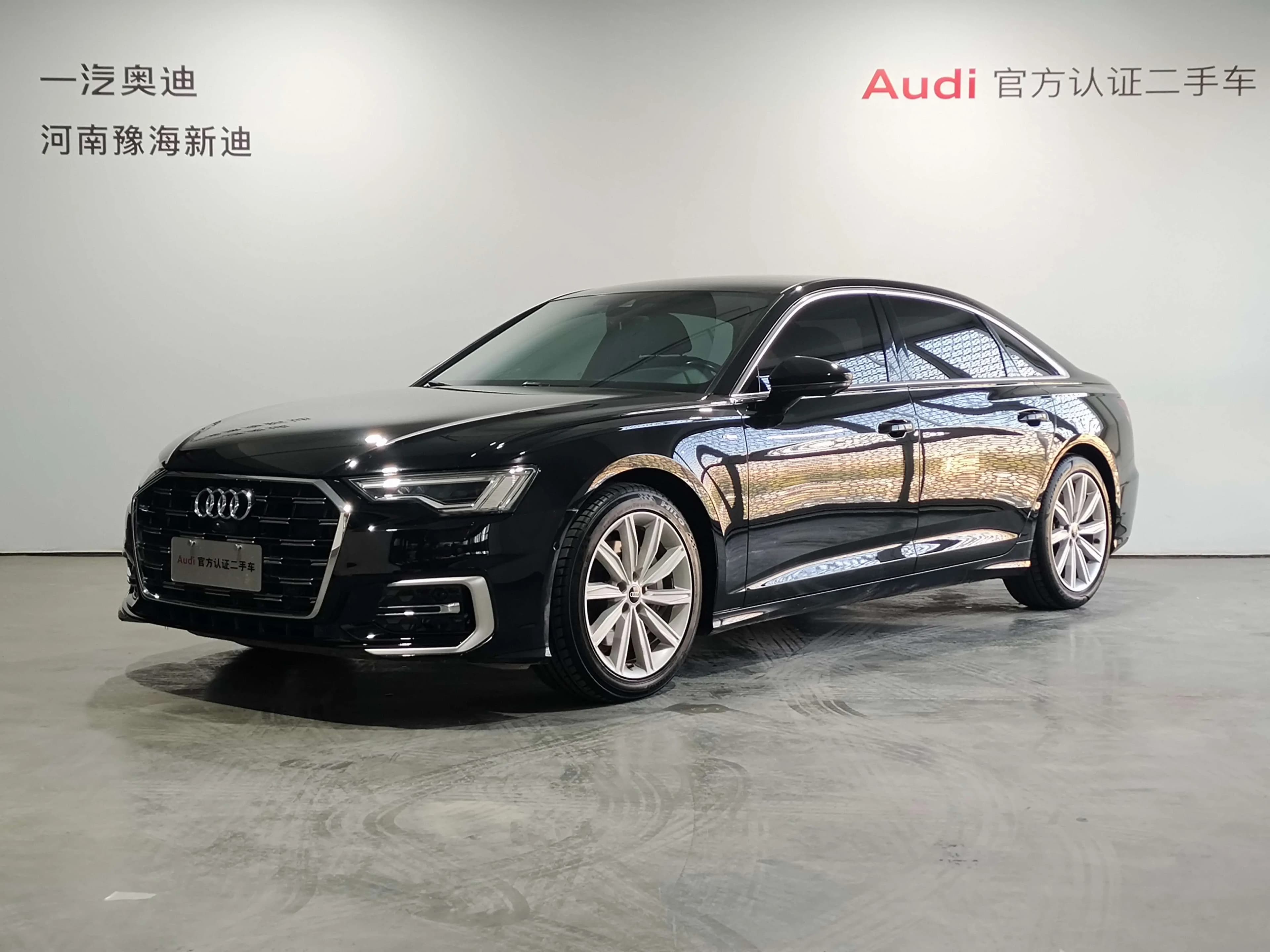 Audi A6L 2024 г. 22140 км.