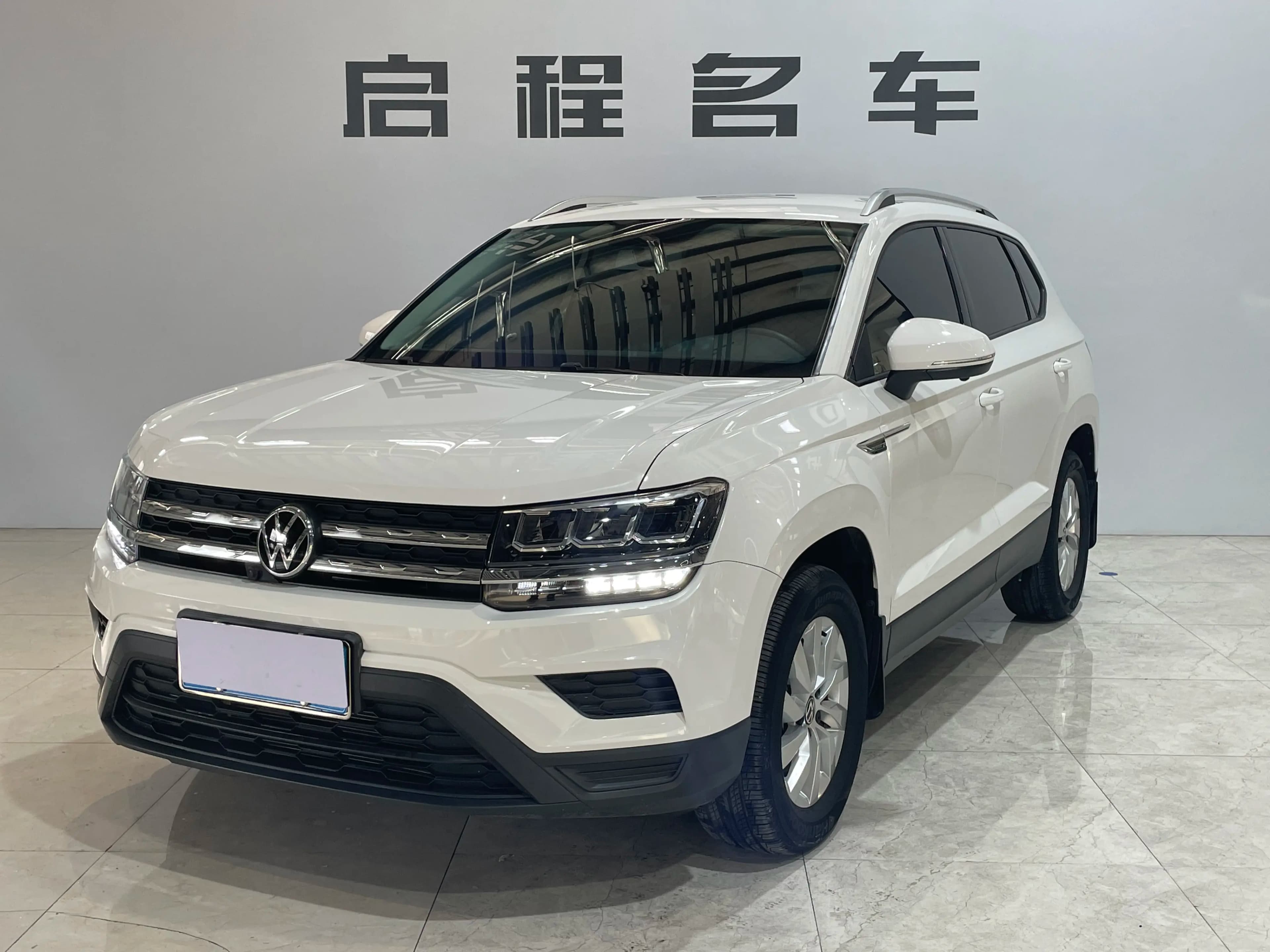 Volkswagen Tharu 2021 г. 15001 км.