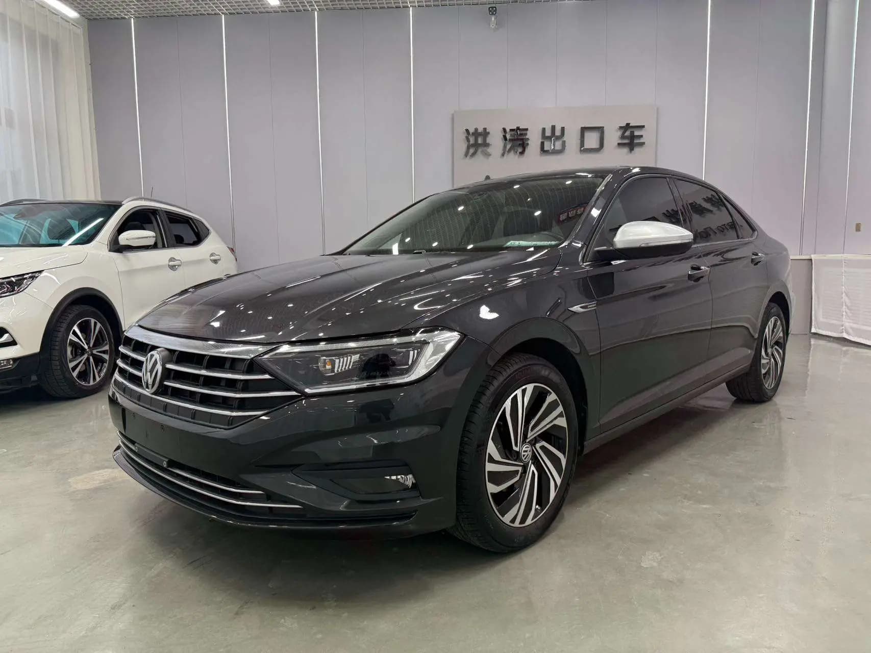 Volkswagen Sagitar 2021 г. 49105 км.