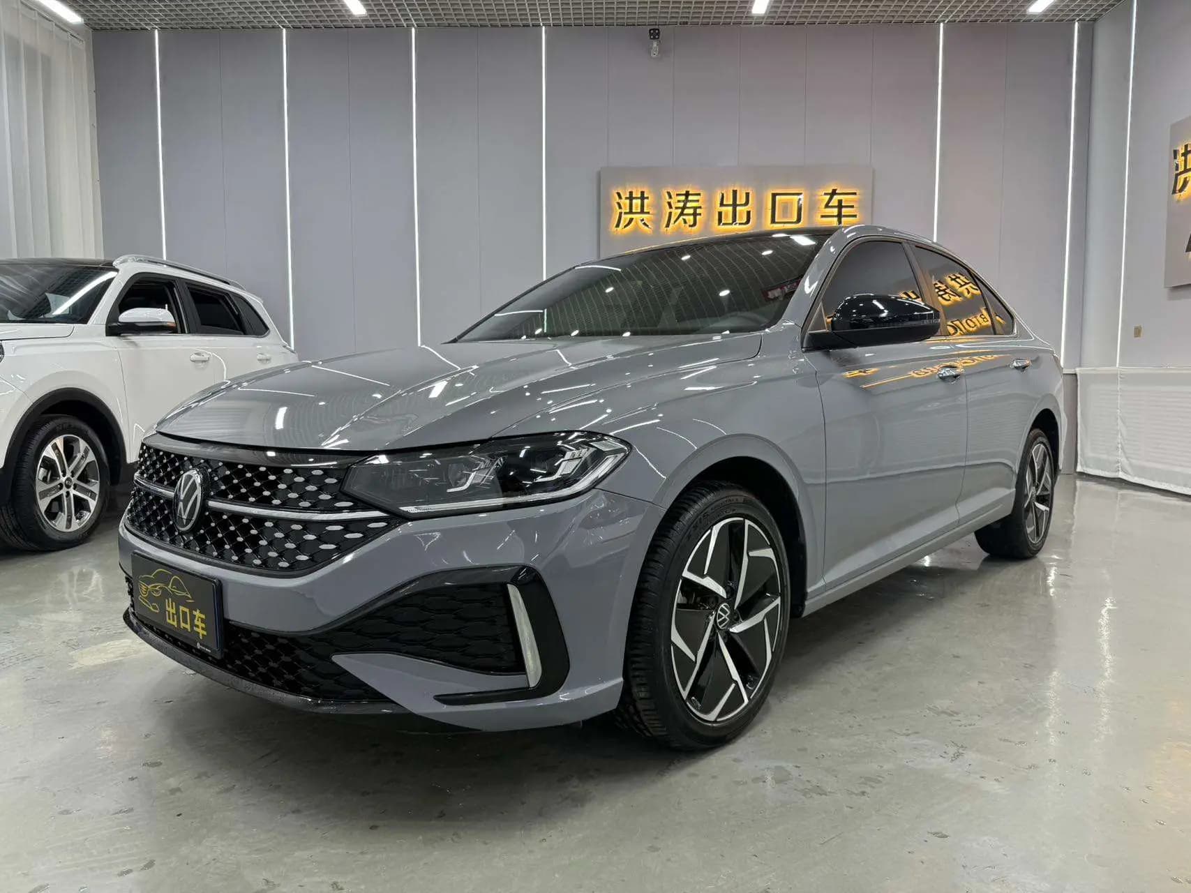 Volkswagen Lavida 1.4 TSI DSG (150 л.с.) 2022 г. 45002 км
