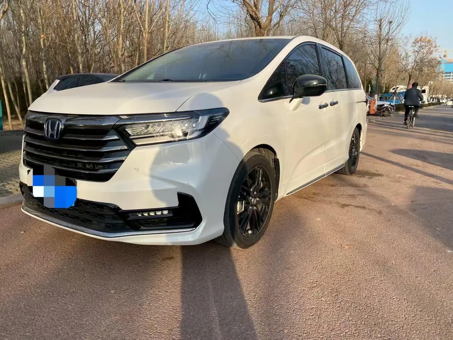 Honda Odyssey 2023 г. 23005 км.