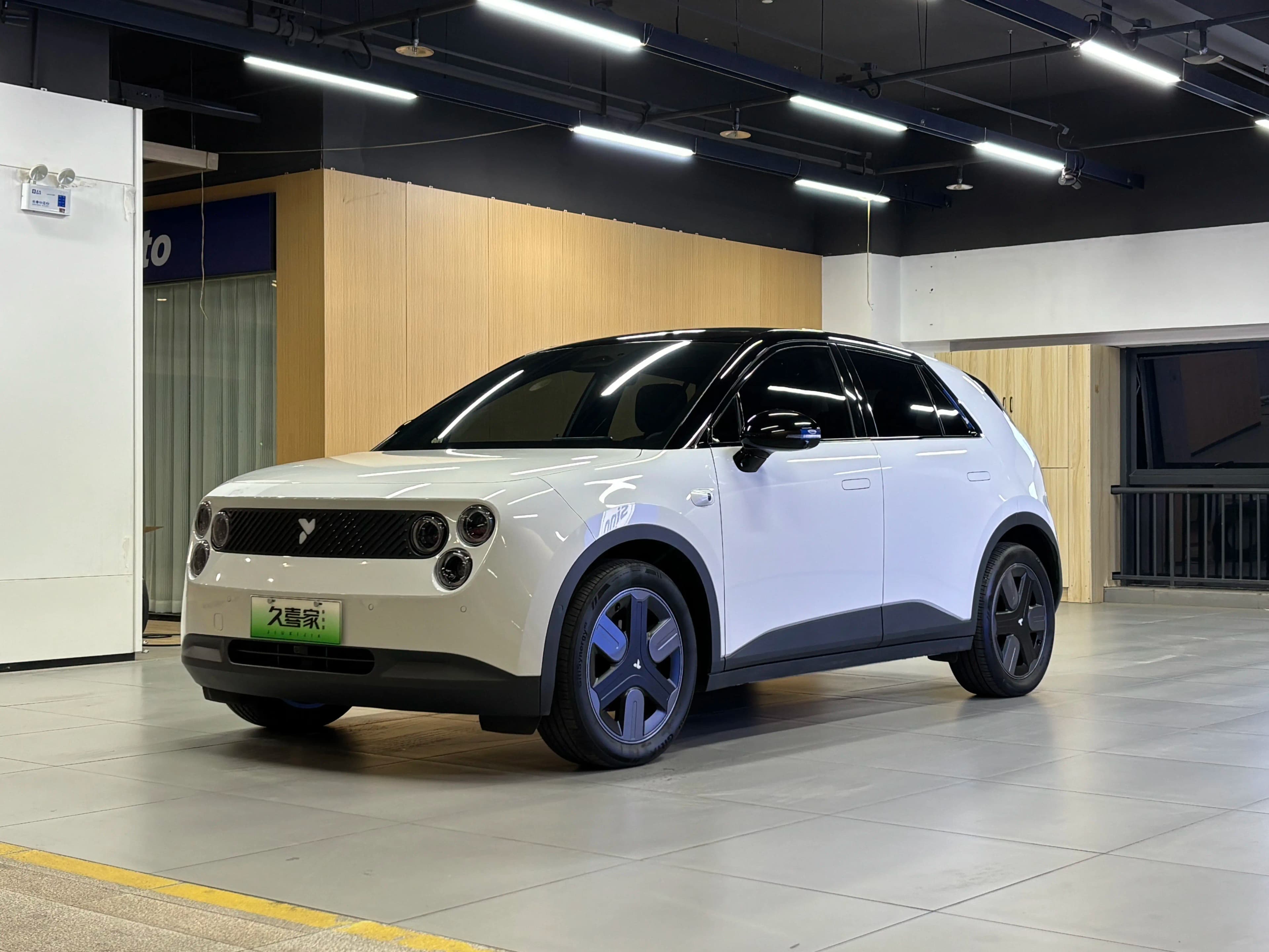 Firefly 2025 г. 5079 км.