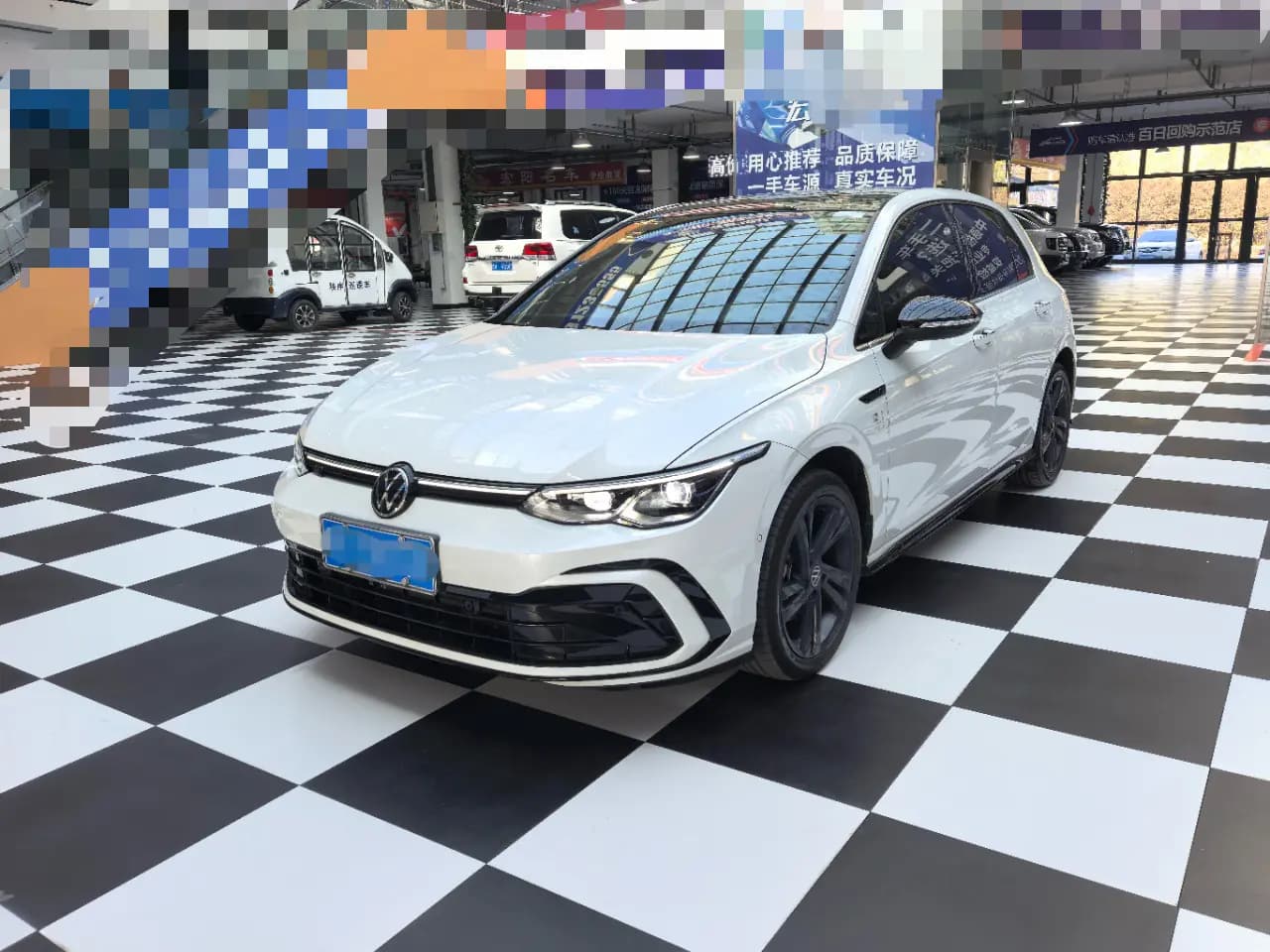 Volkswagen Golf 2022 г. 40000 км.