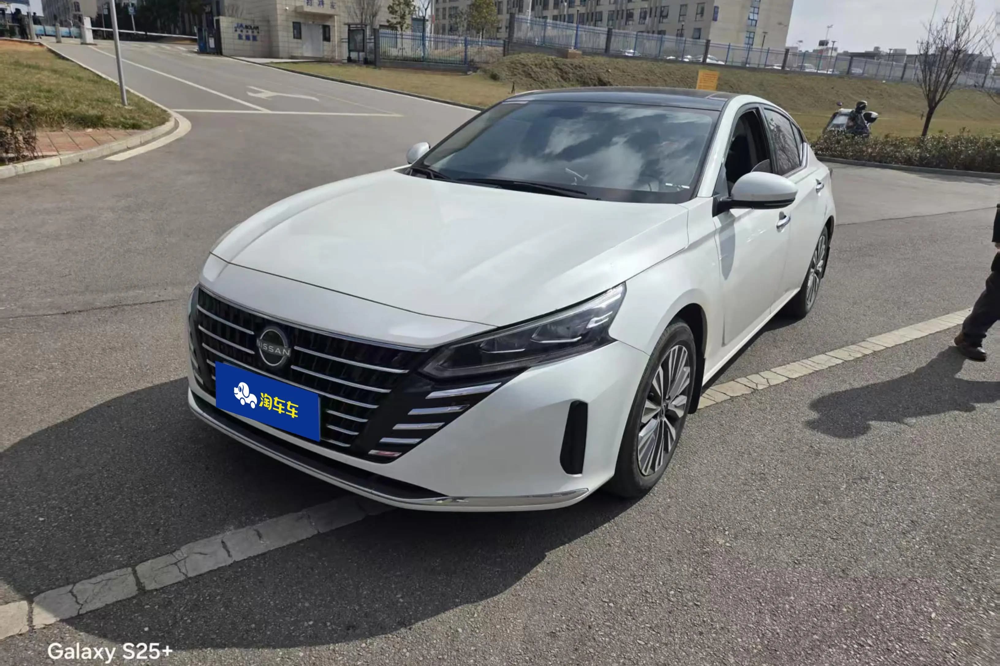 Nissan Altima 2023 г. 43732 км.
