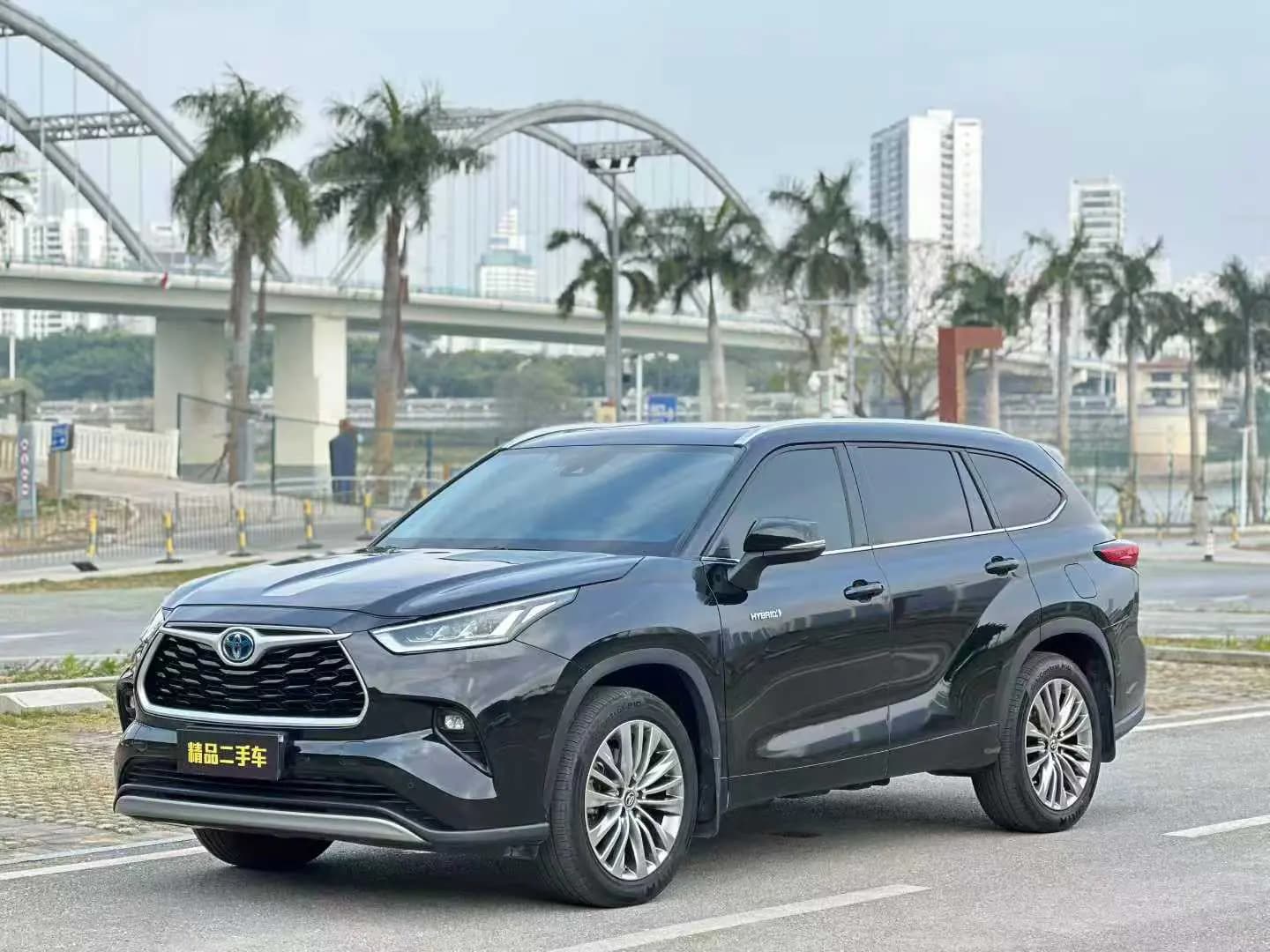 Toyota Highlander 2022 г. 120147 км.